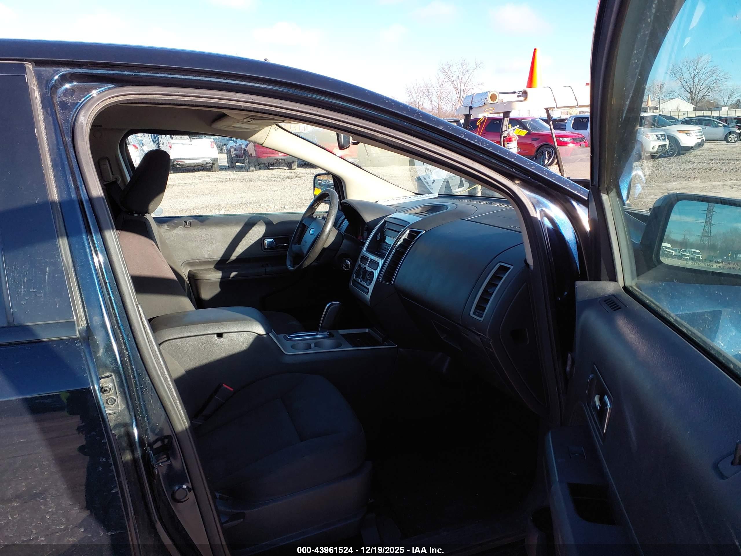 FORD EDGE image 5