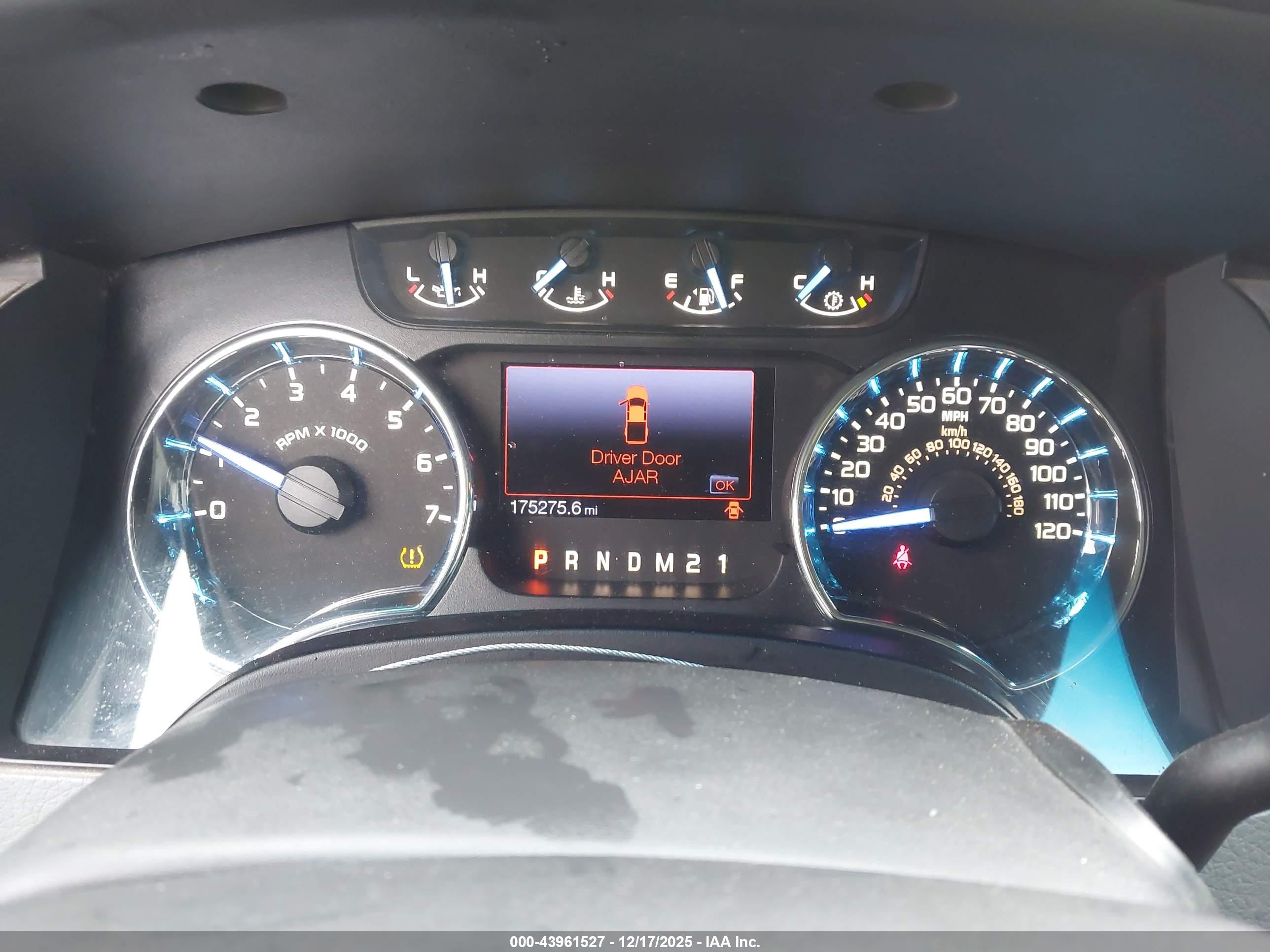 FORD F-150 image 7