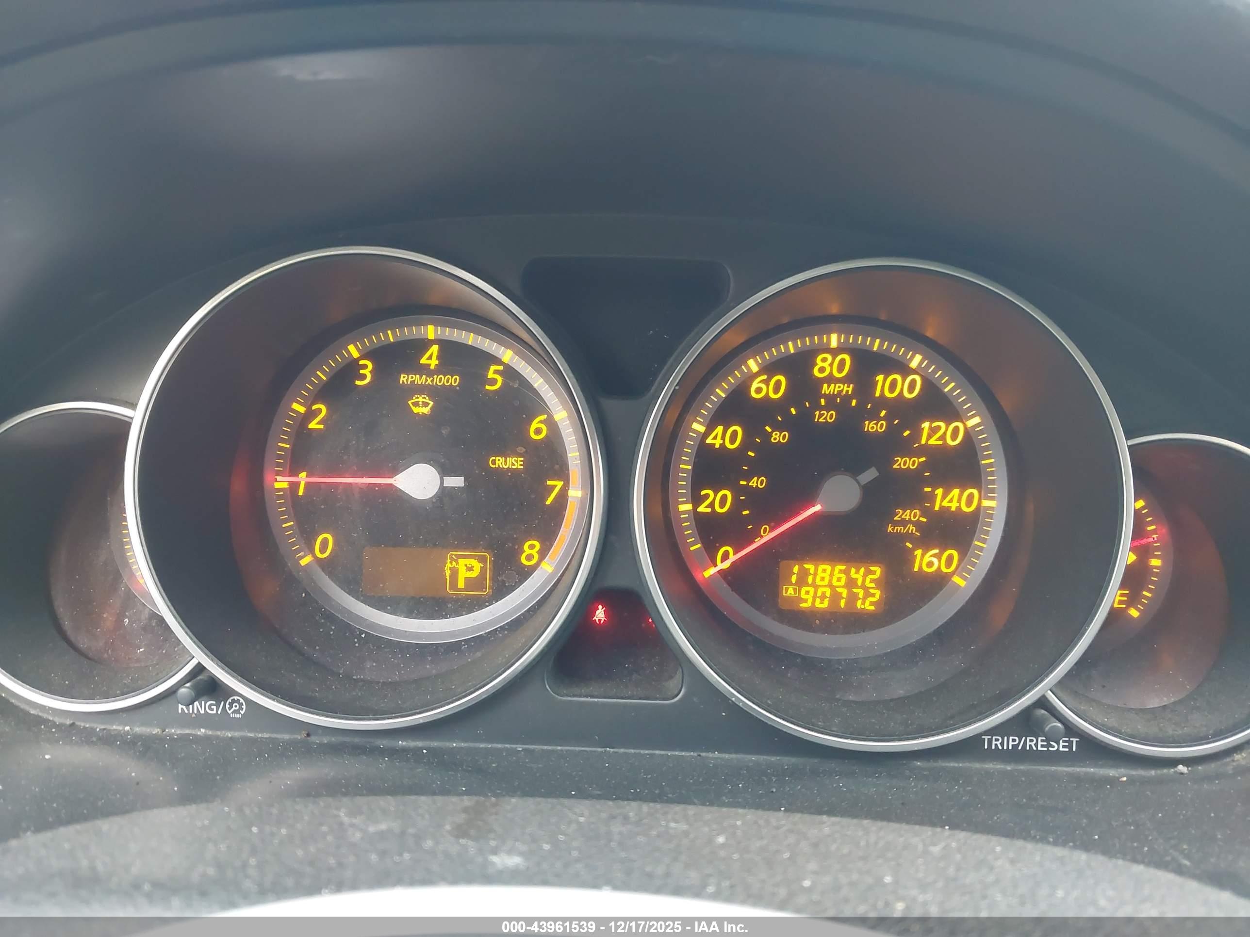 INFINITI M35X image 7