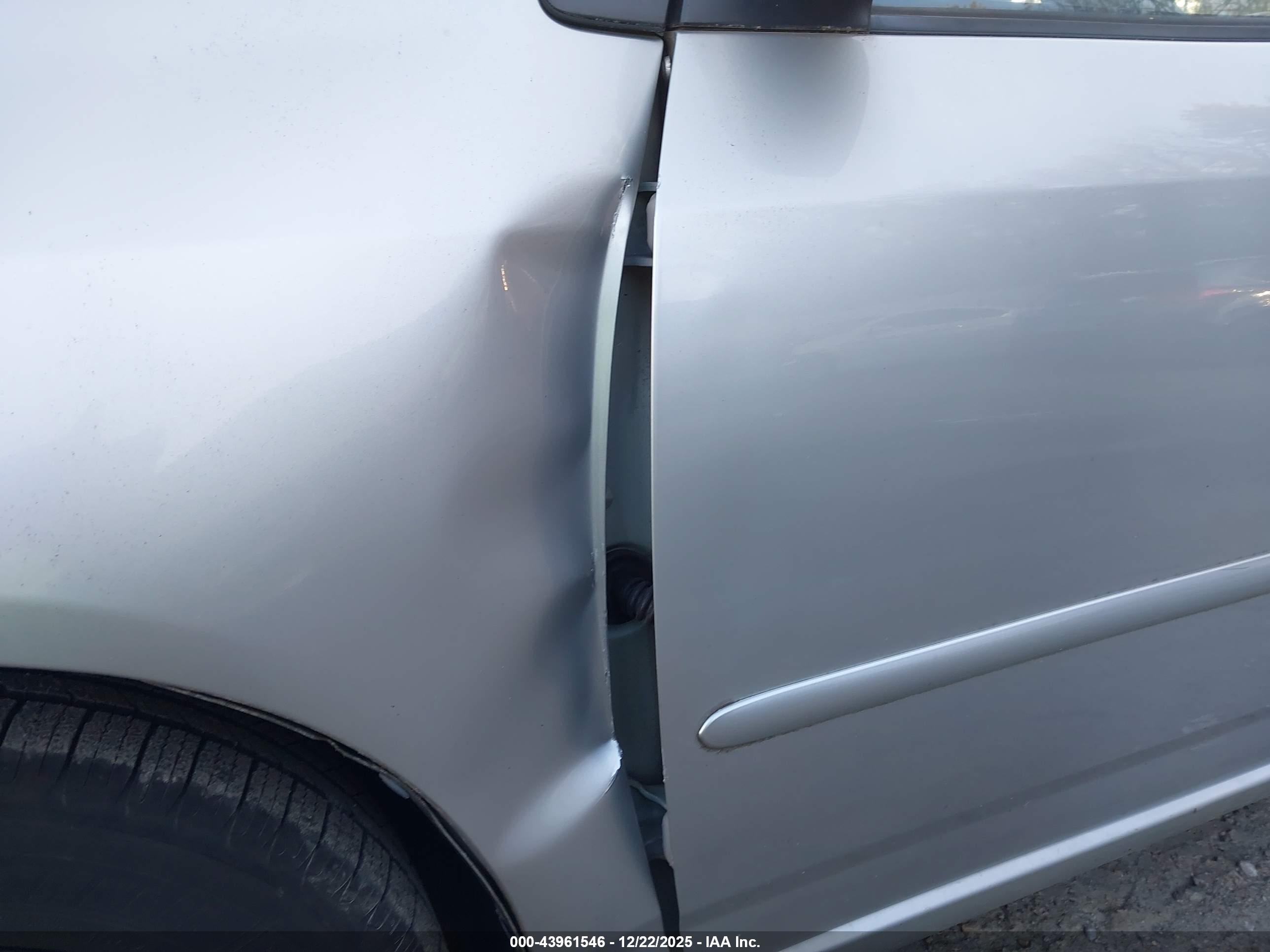 TOYOTA COROLLA image 6