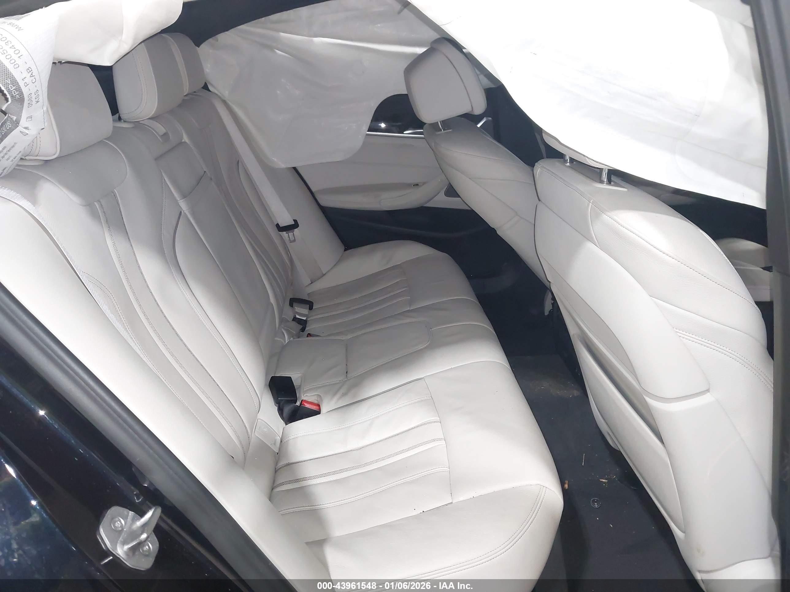 BMW M550 image 8