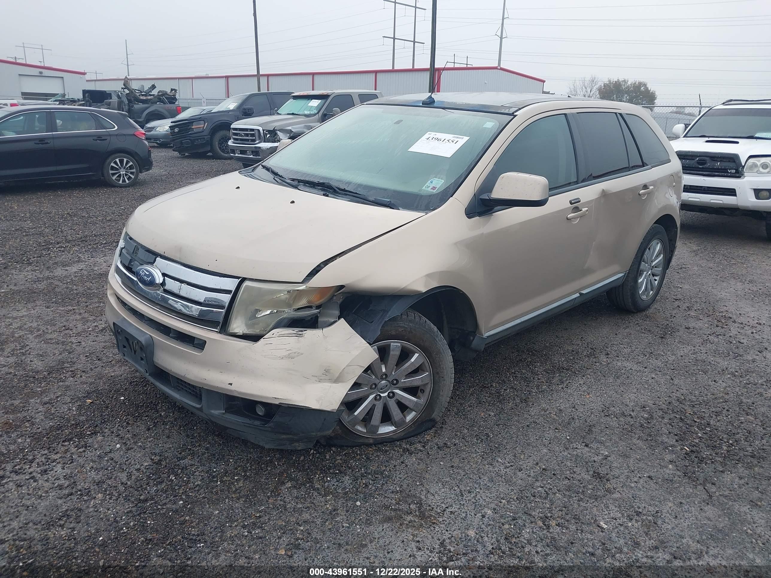 FORD EDGE image 2
