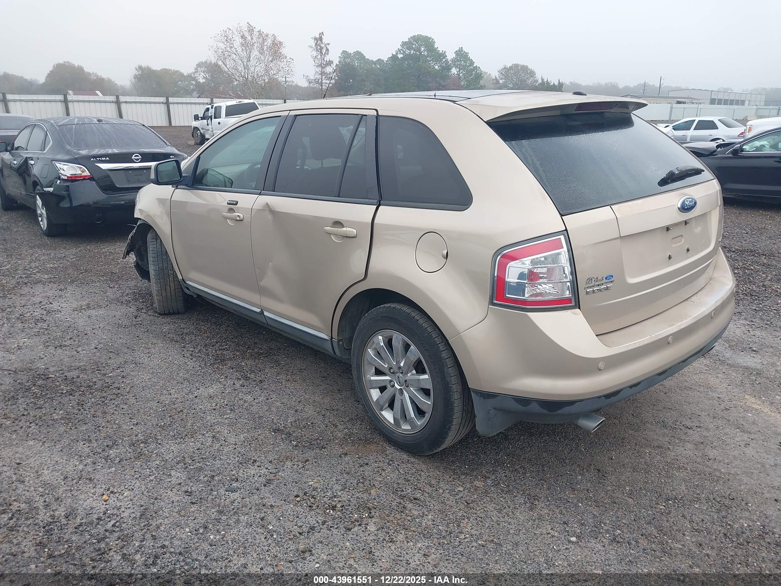FORD EDGE image 3