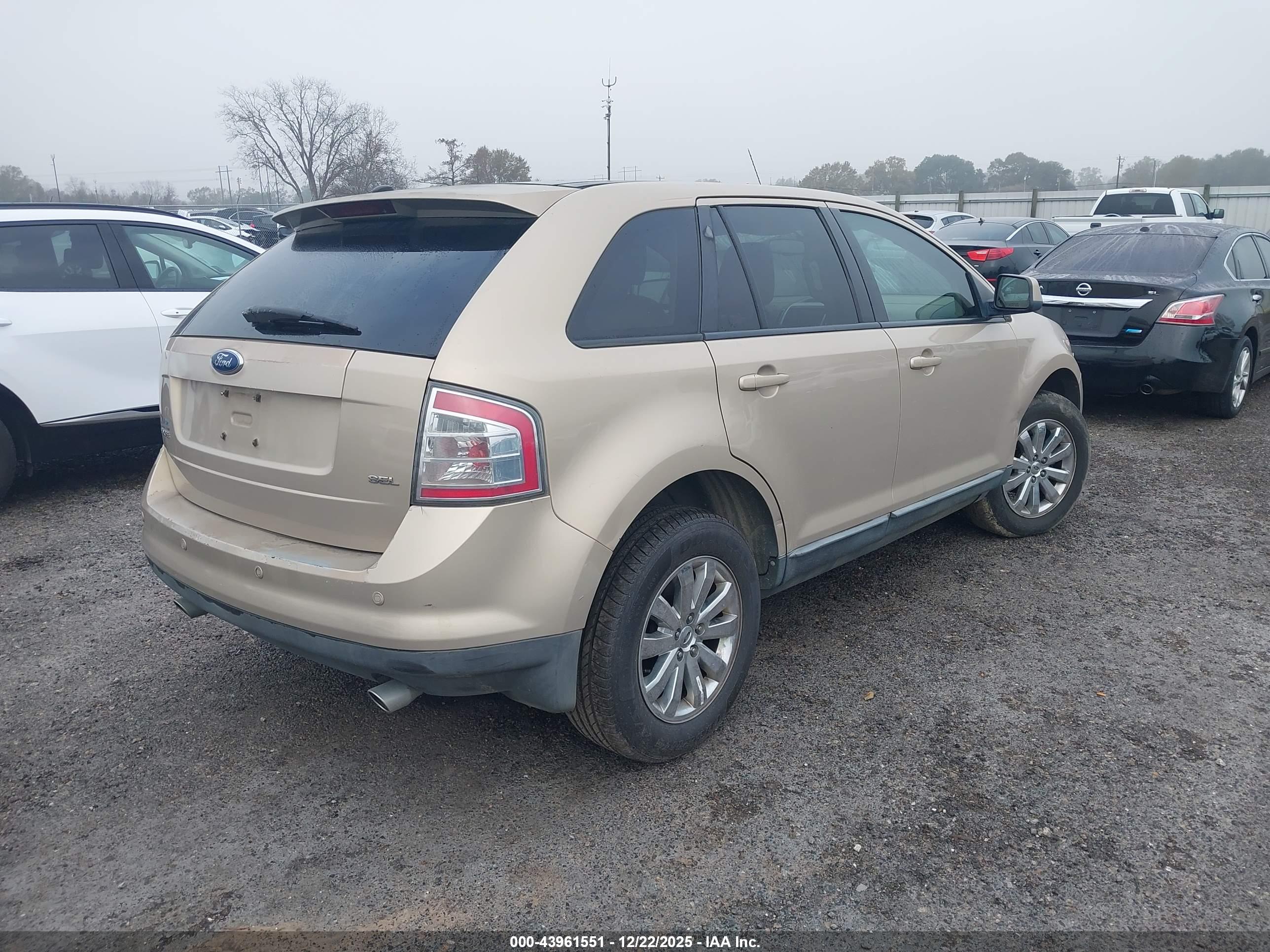 FORD EDGE image 4