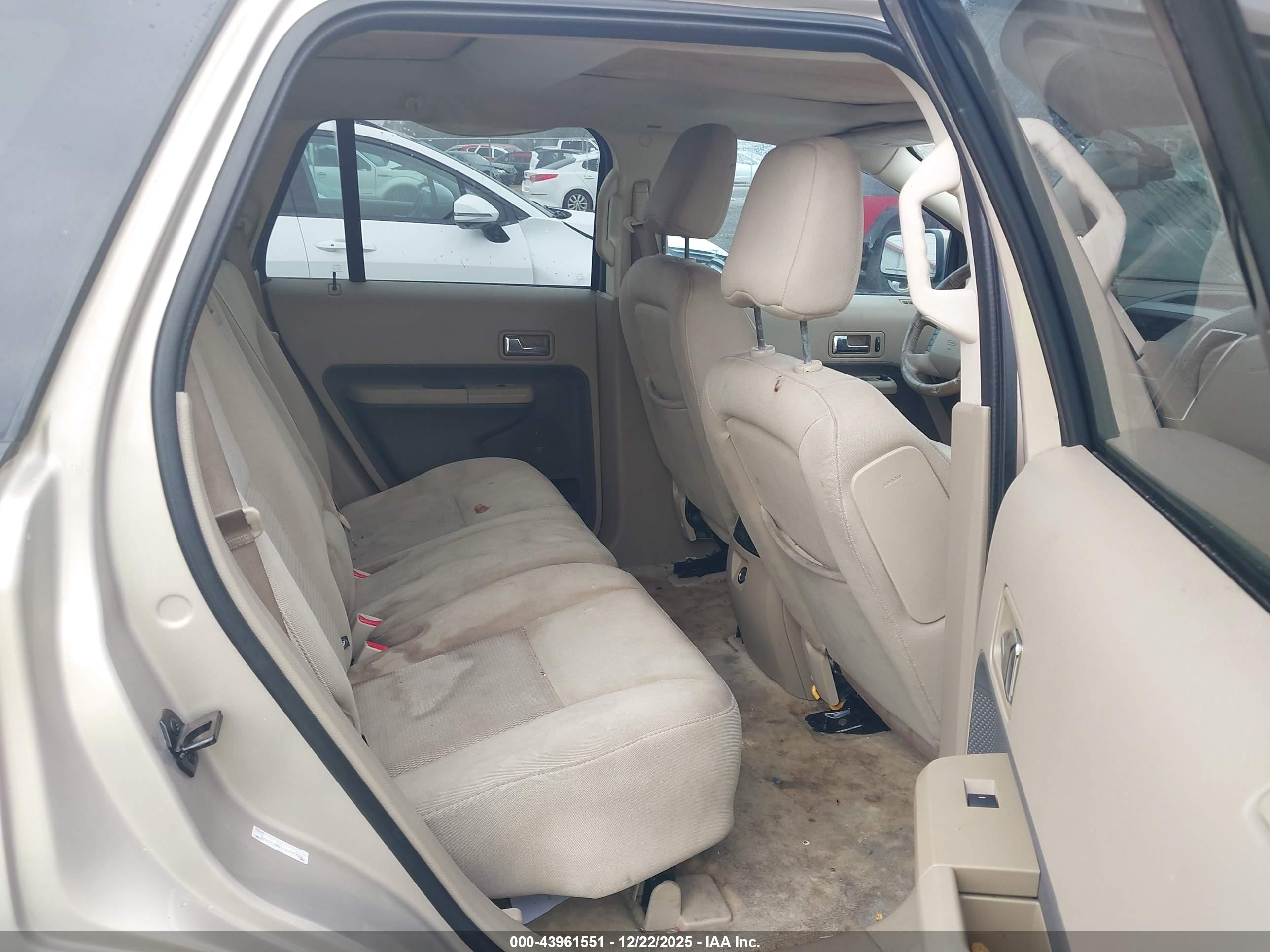 FORD EDGE image 8