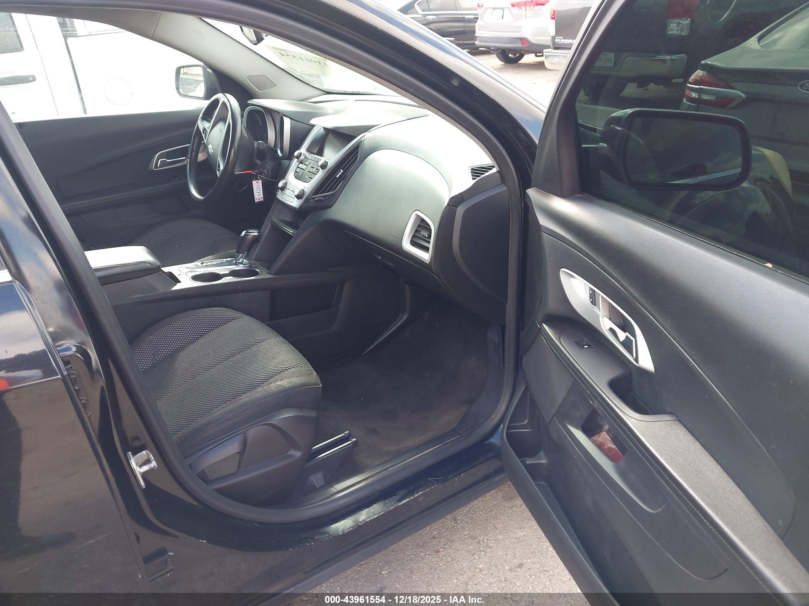 CHEVROLET EQUINOX image 5