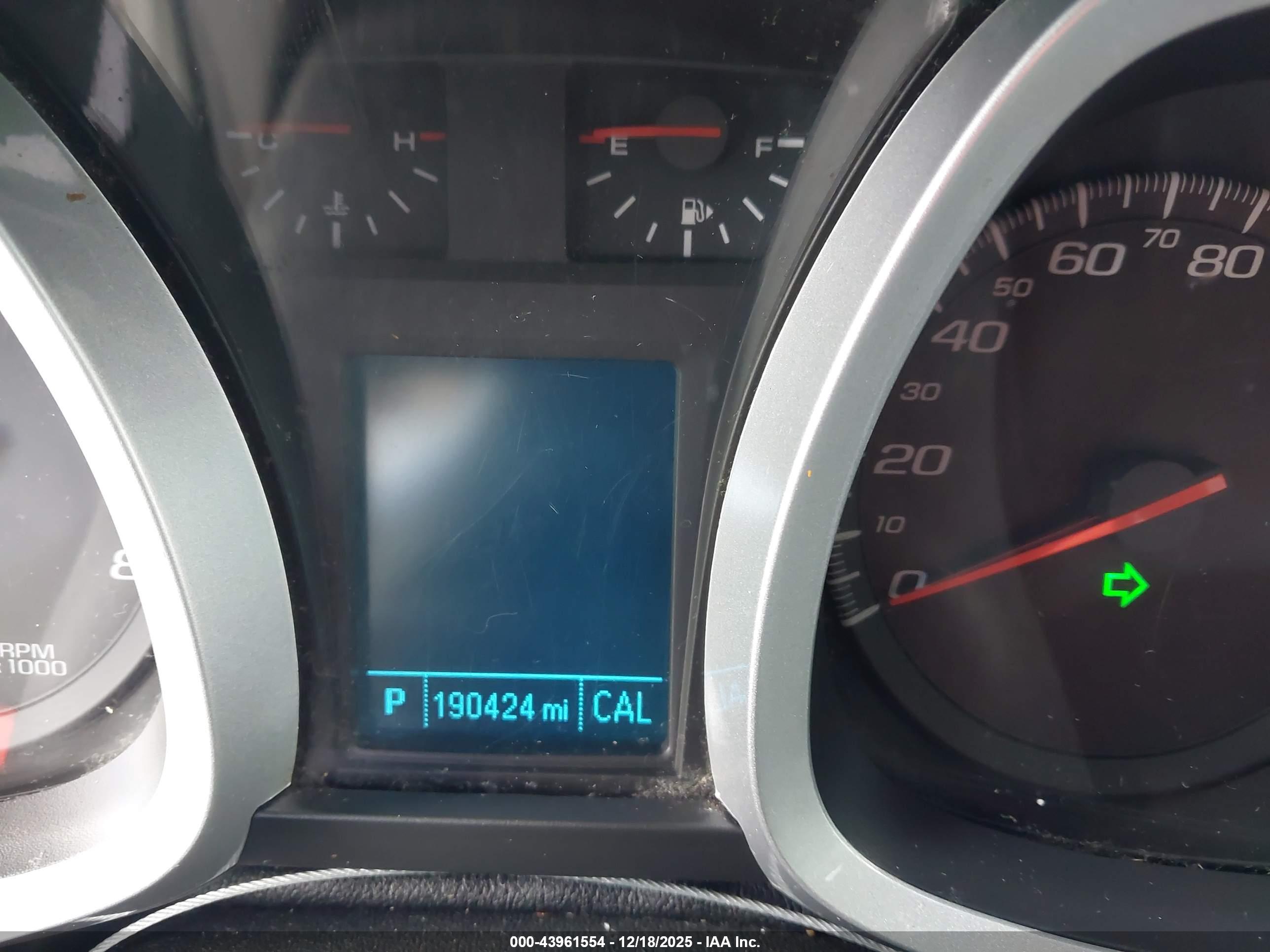 CHEVROLET EQUINOX image 7