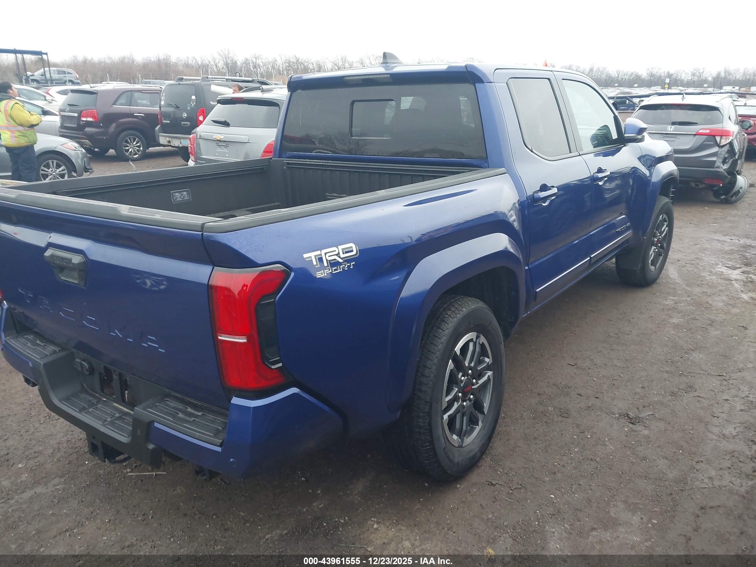 TOYOTA TACOMA image 4