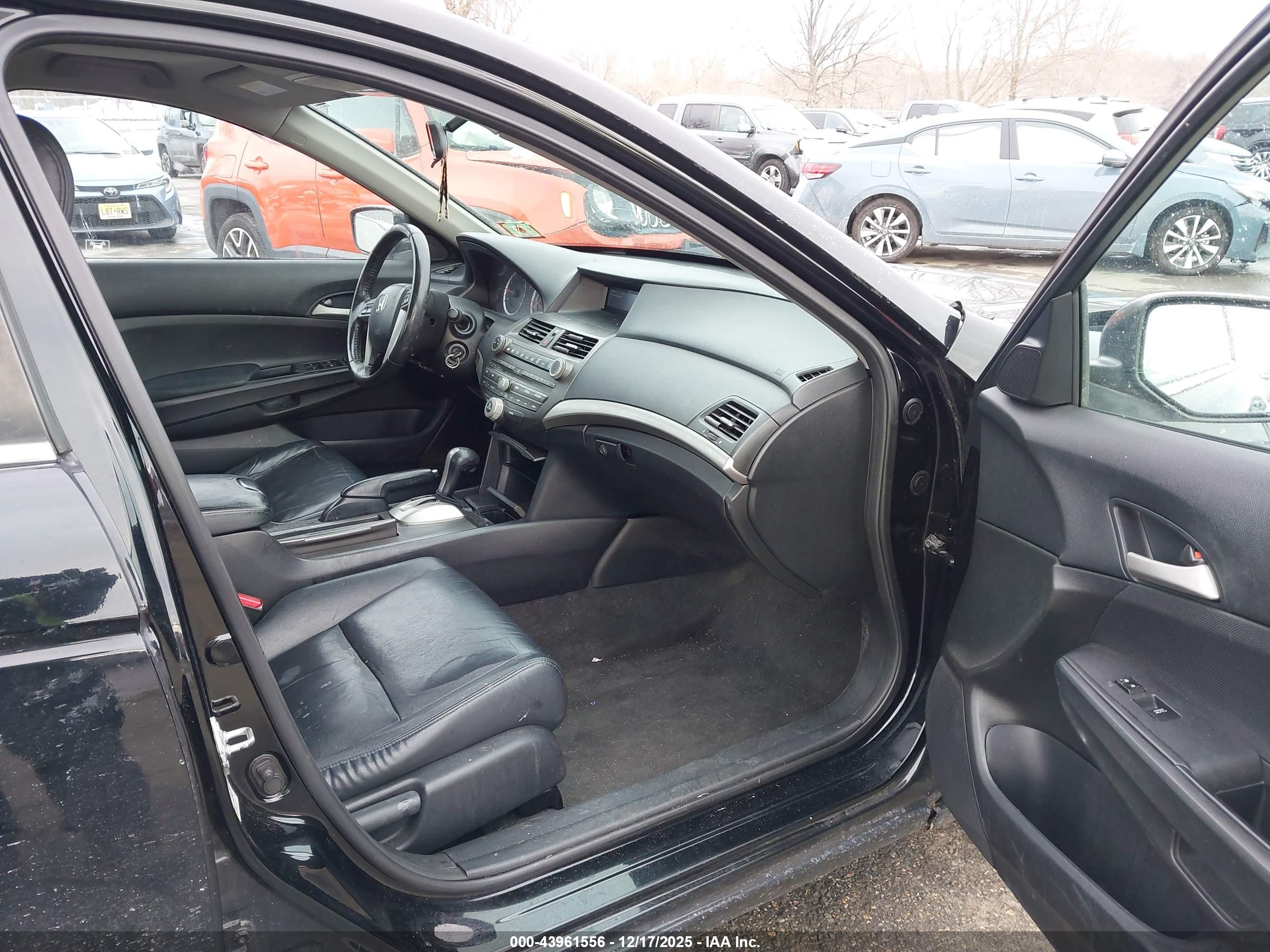 HONDA ACCORD image 5
