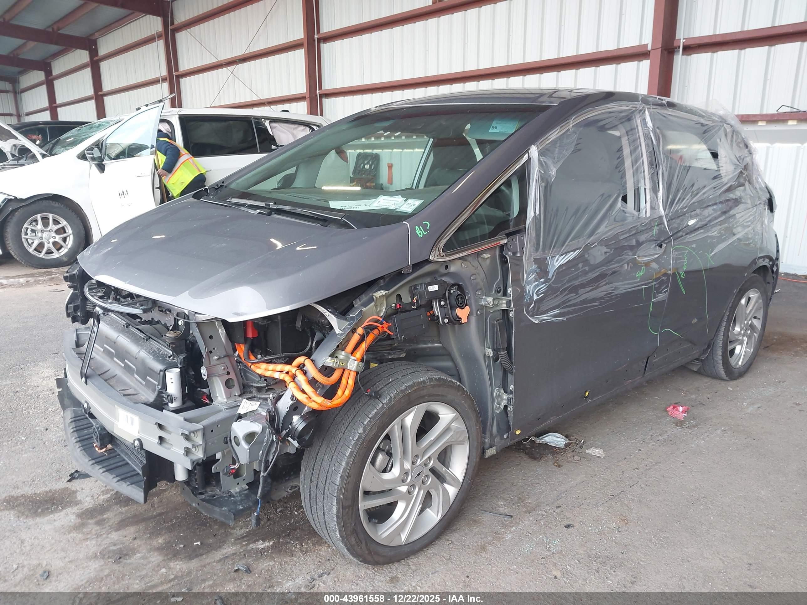 CHEVROLET BOLT image 6