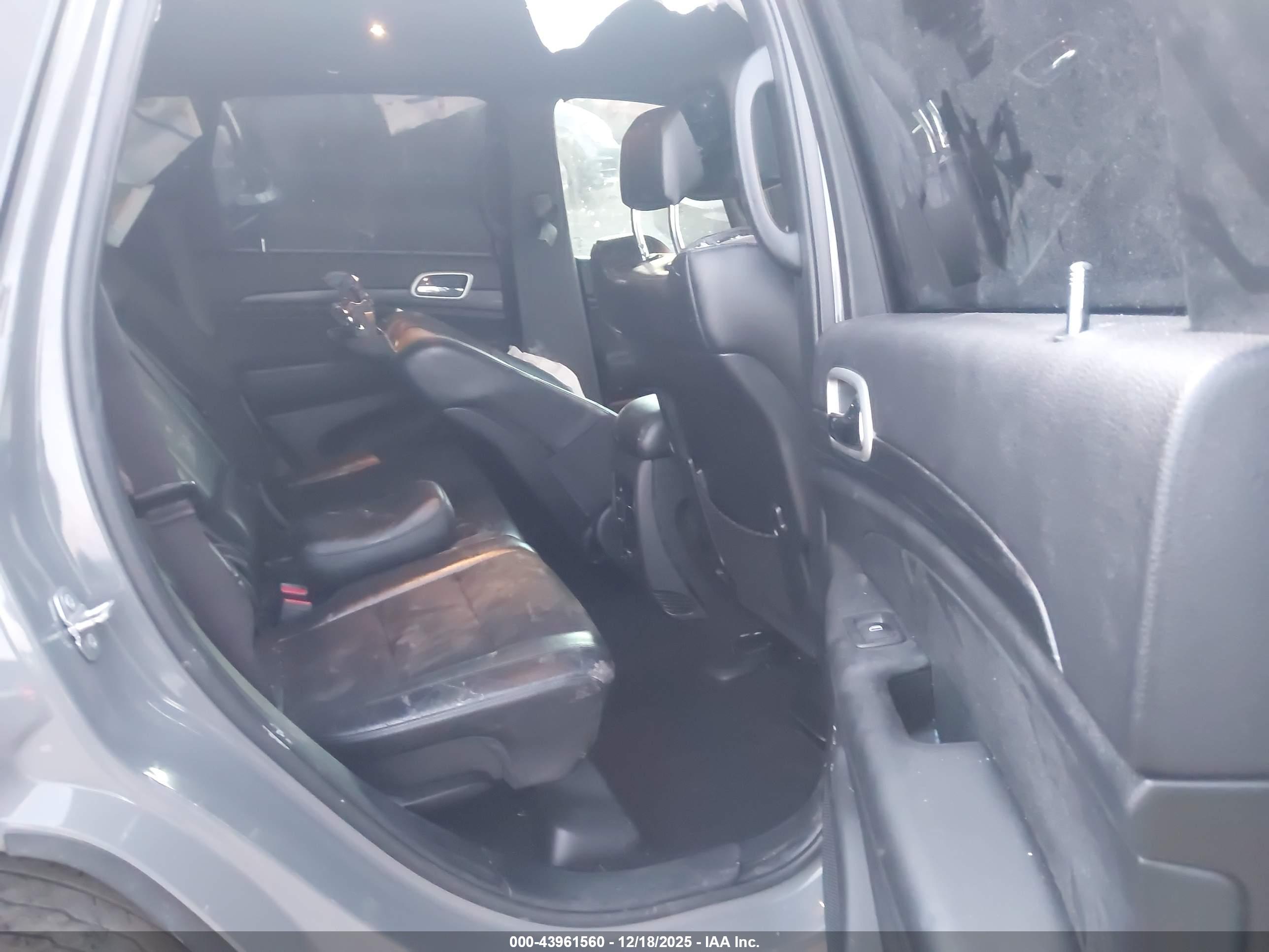 JEEP GRAND image 8