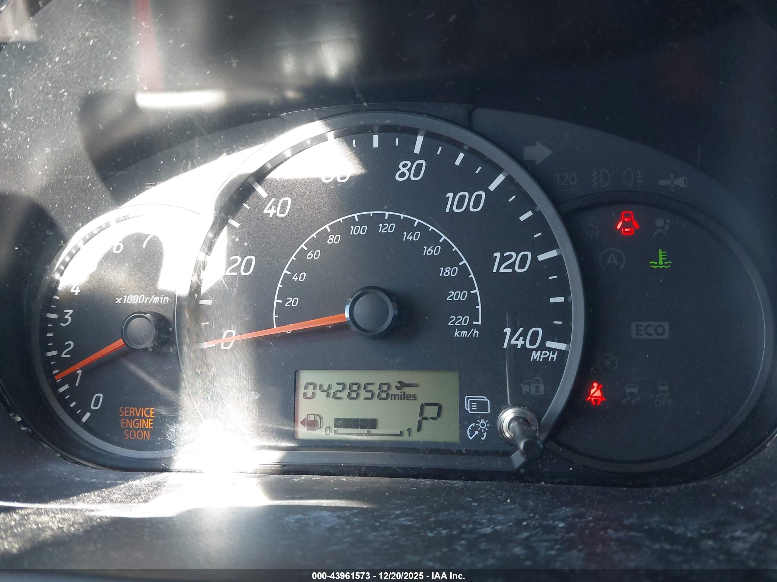 MITSUBISHI MIRAGE image 7