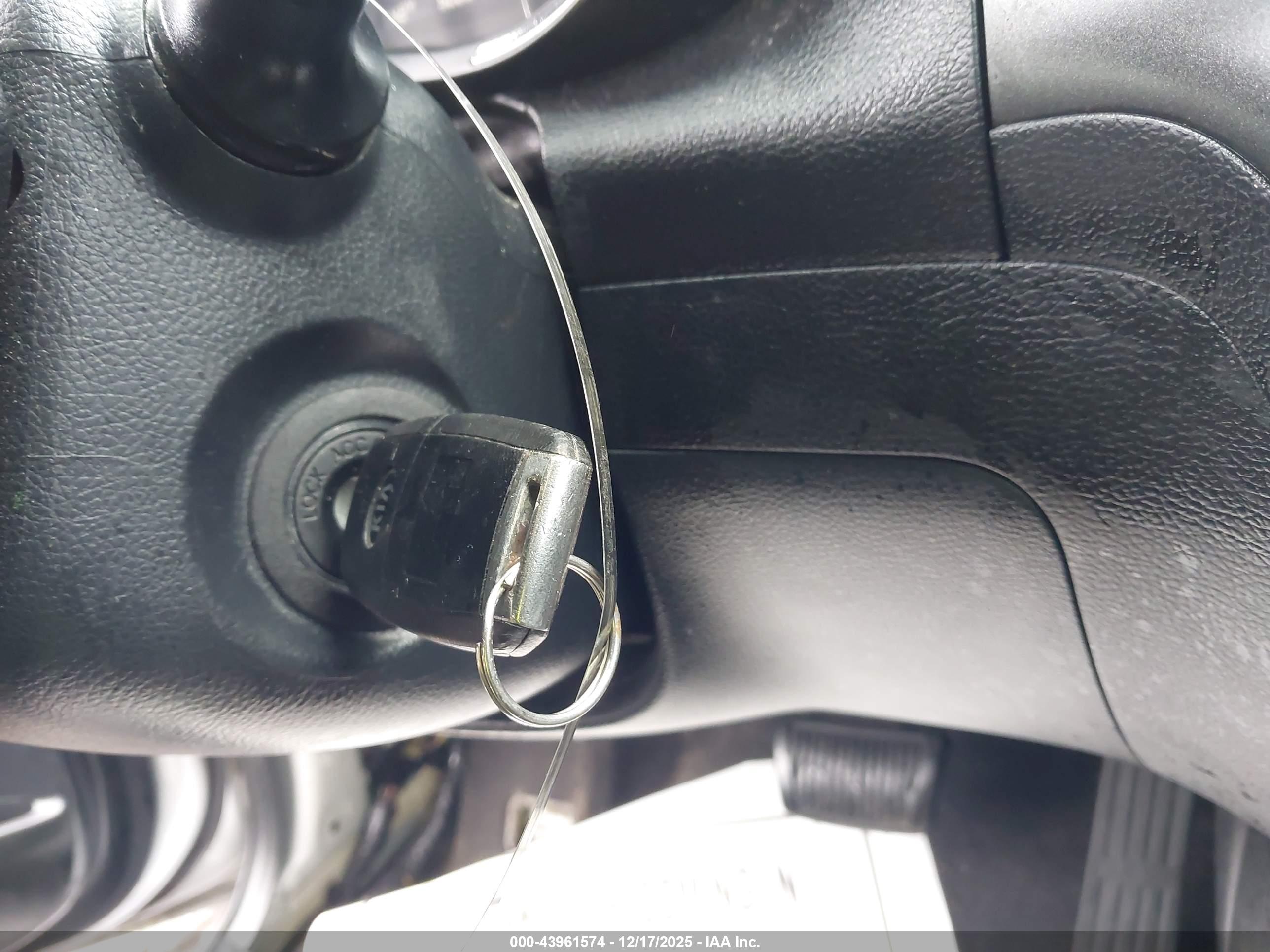 KIA FORTE image 11
