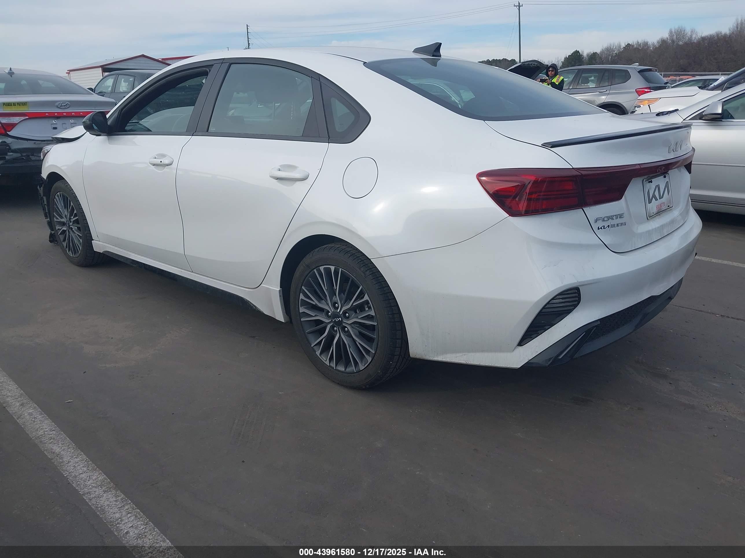 KIA FORTE image 3