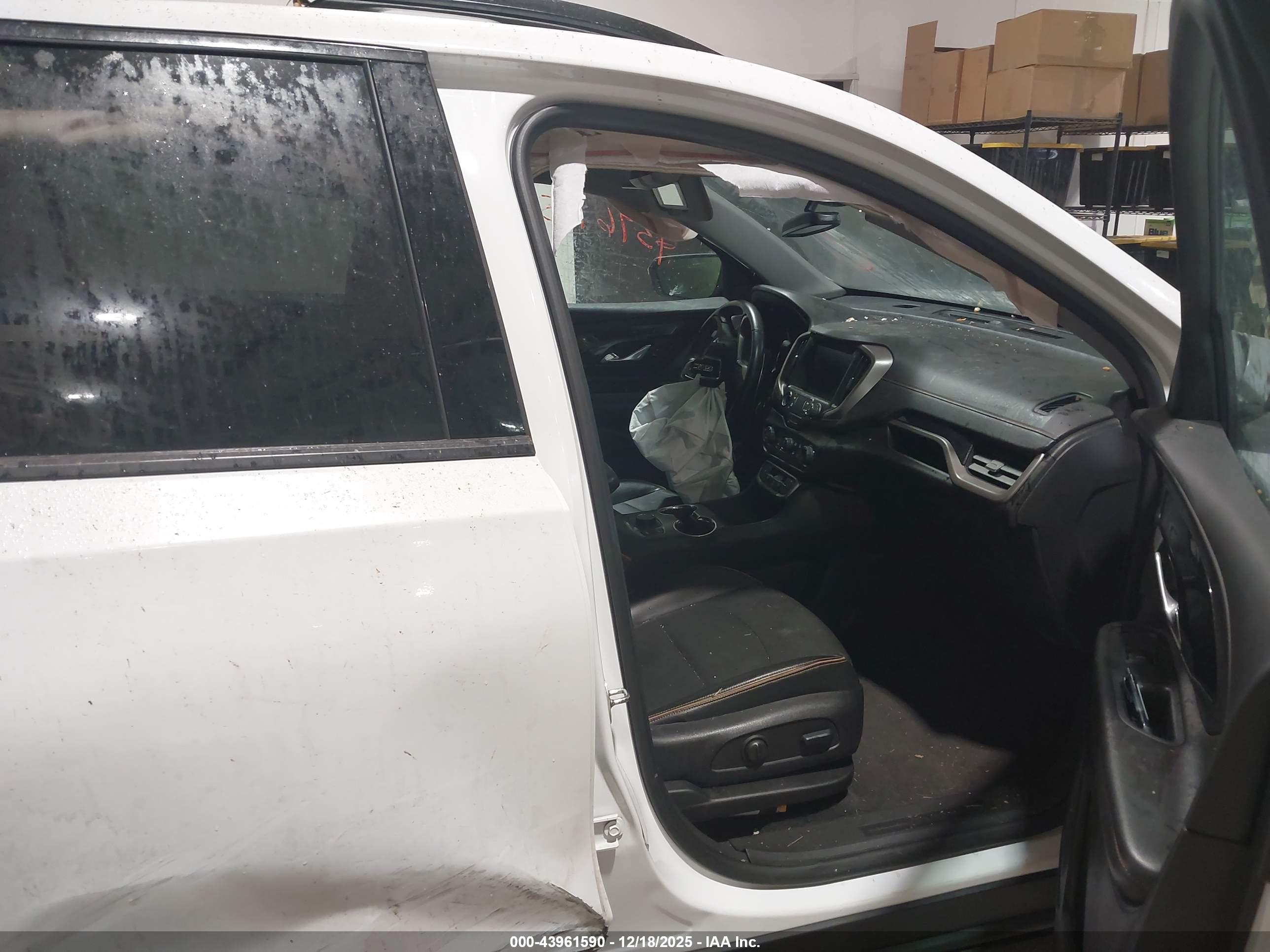 GMC TERRAIN image 5