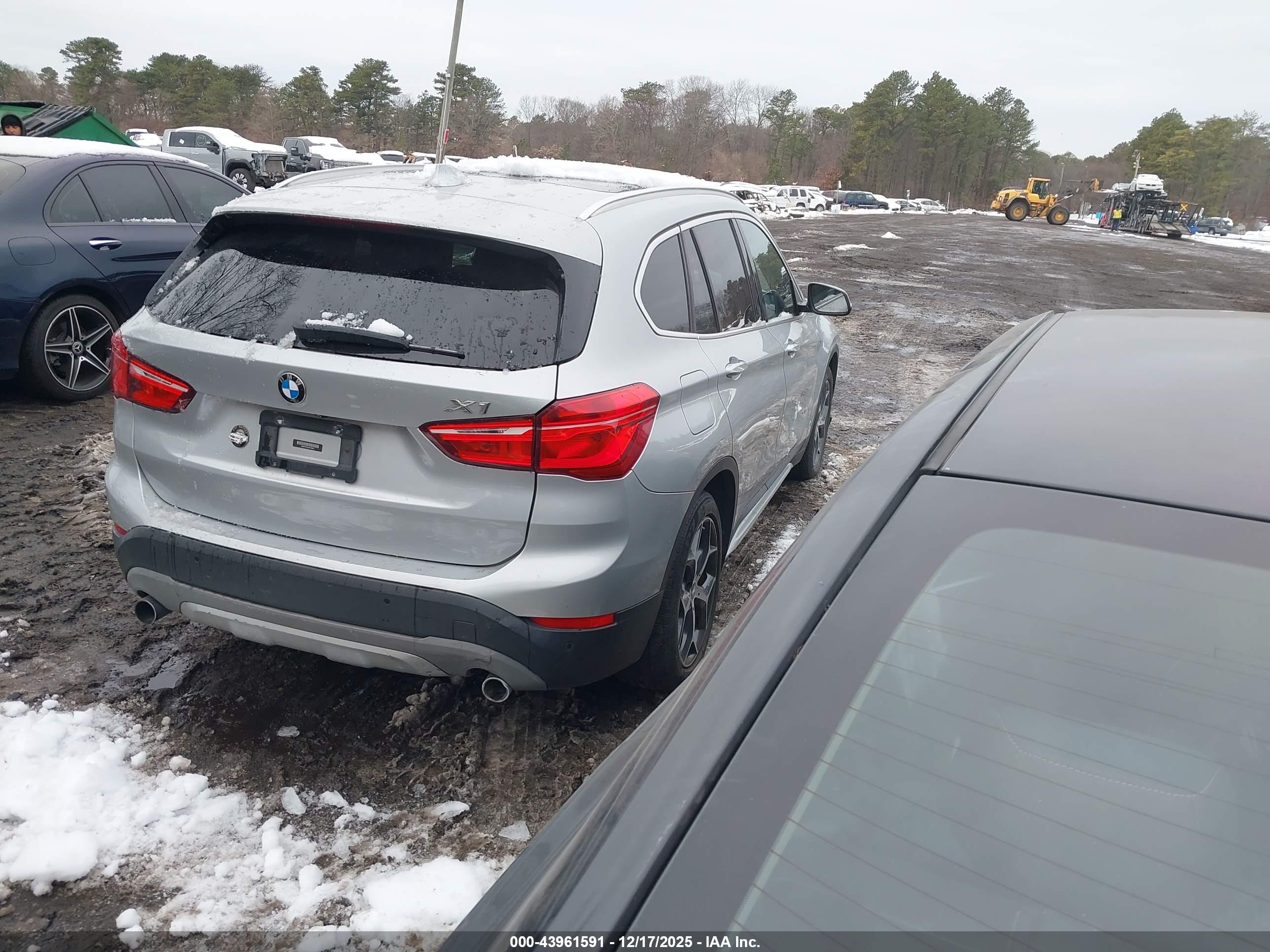 BMW X1 image 4