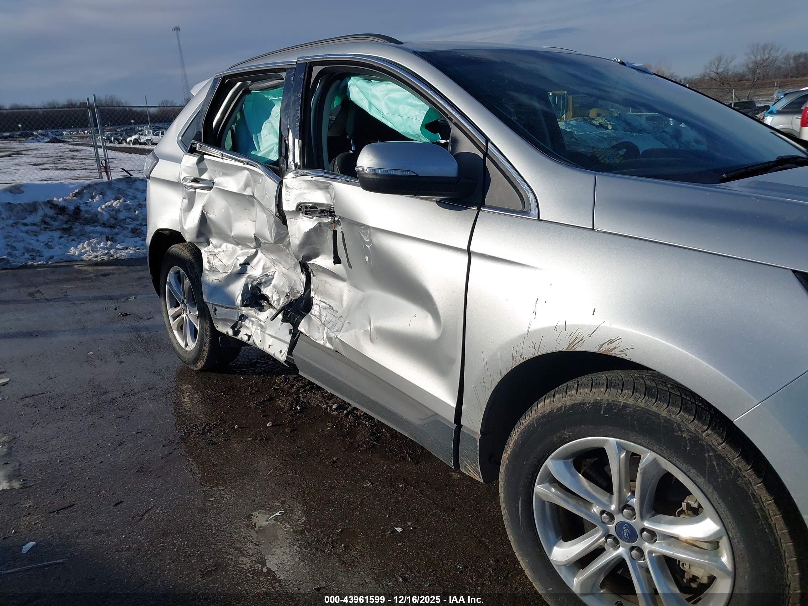 FORD EDGE image 6