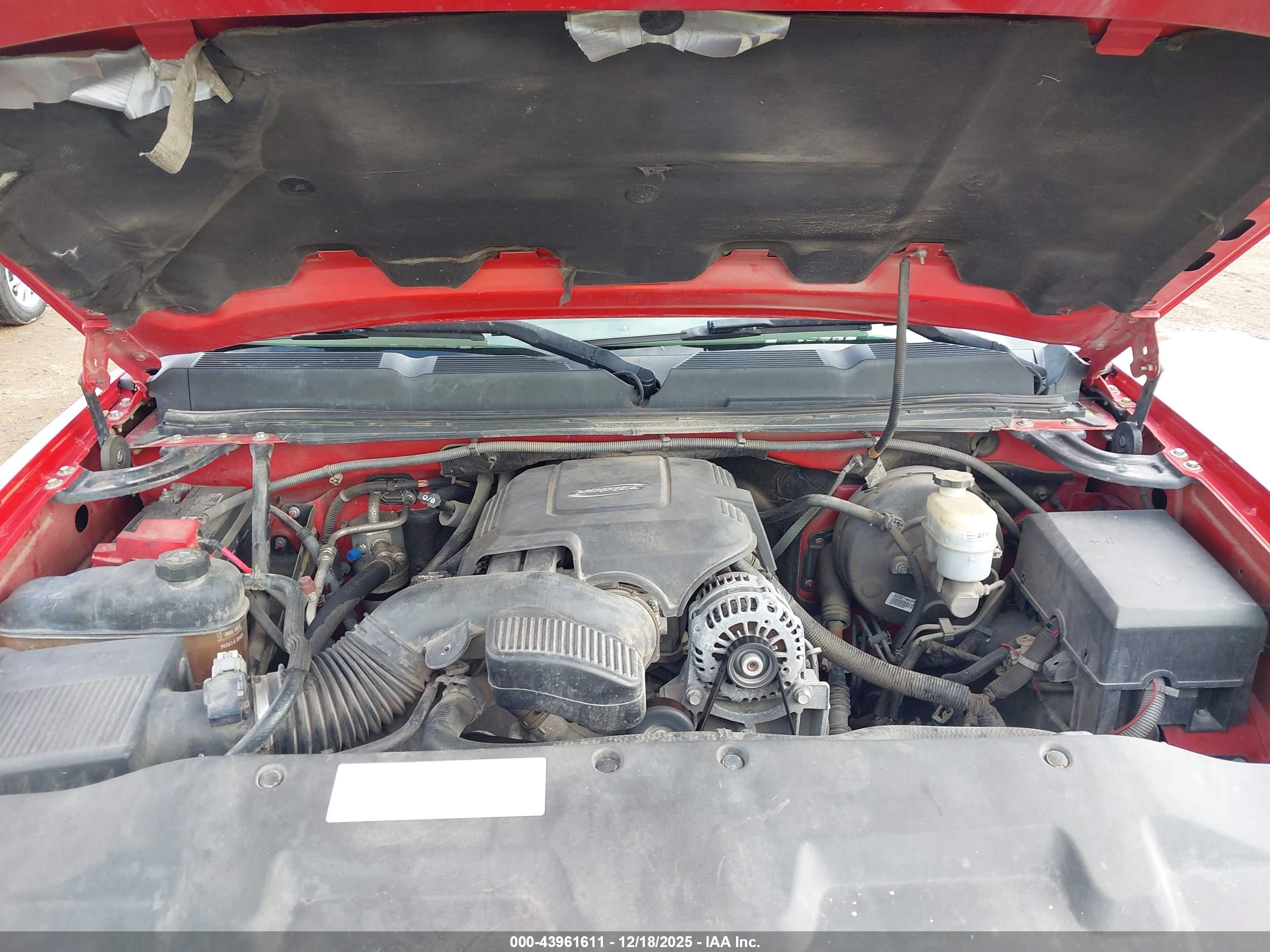 CHEVROLET SILVERADO image 10