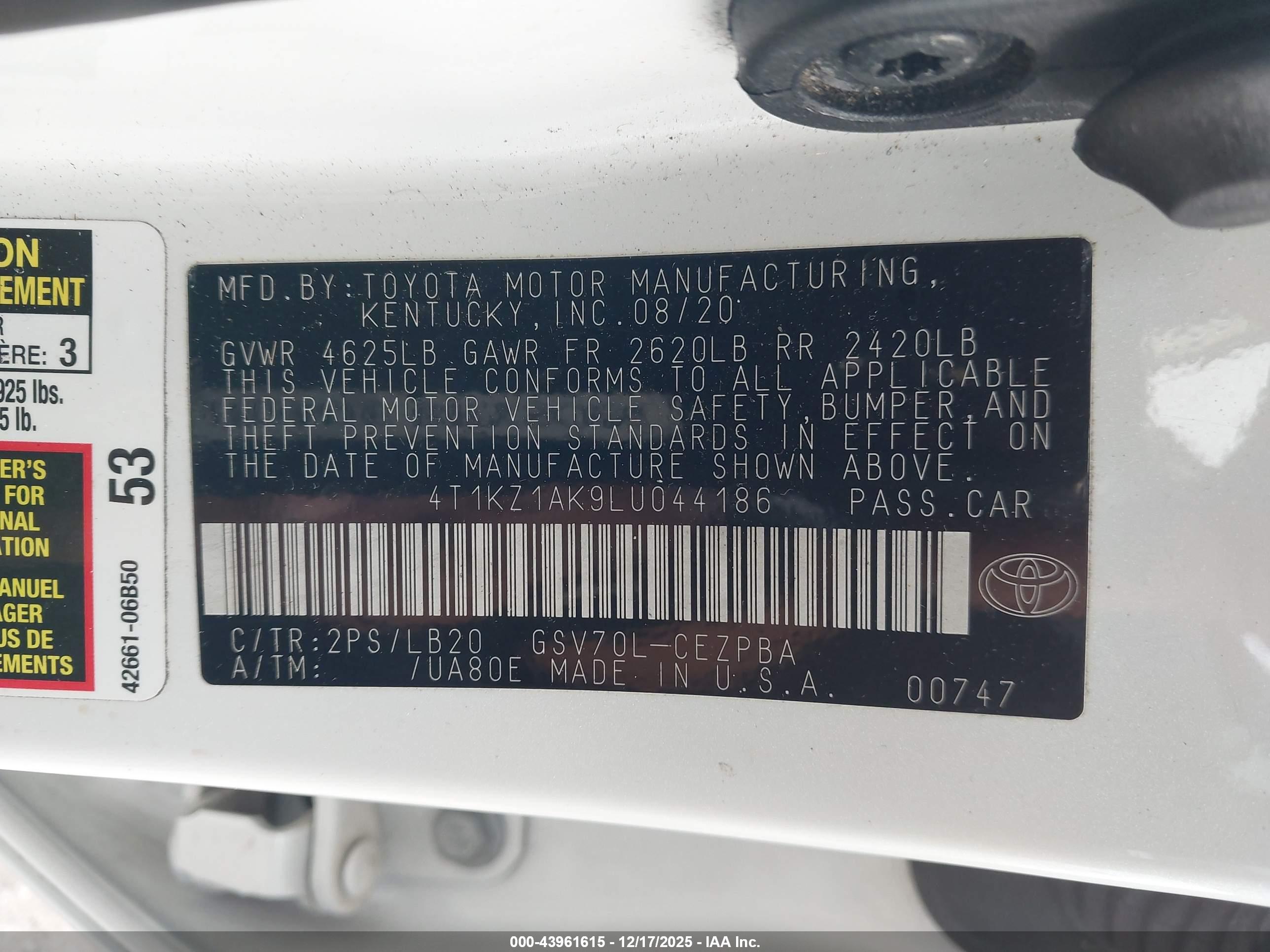TOYOTA CAMRY image 9