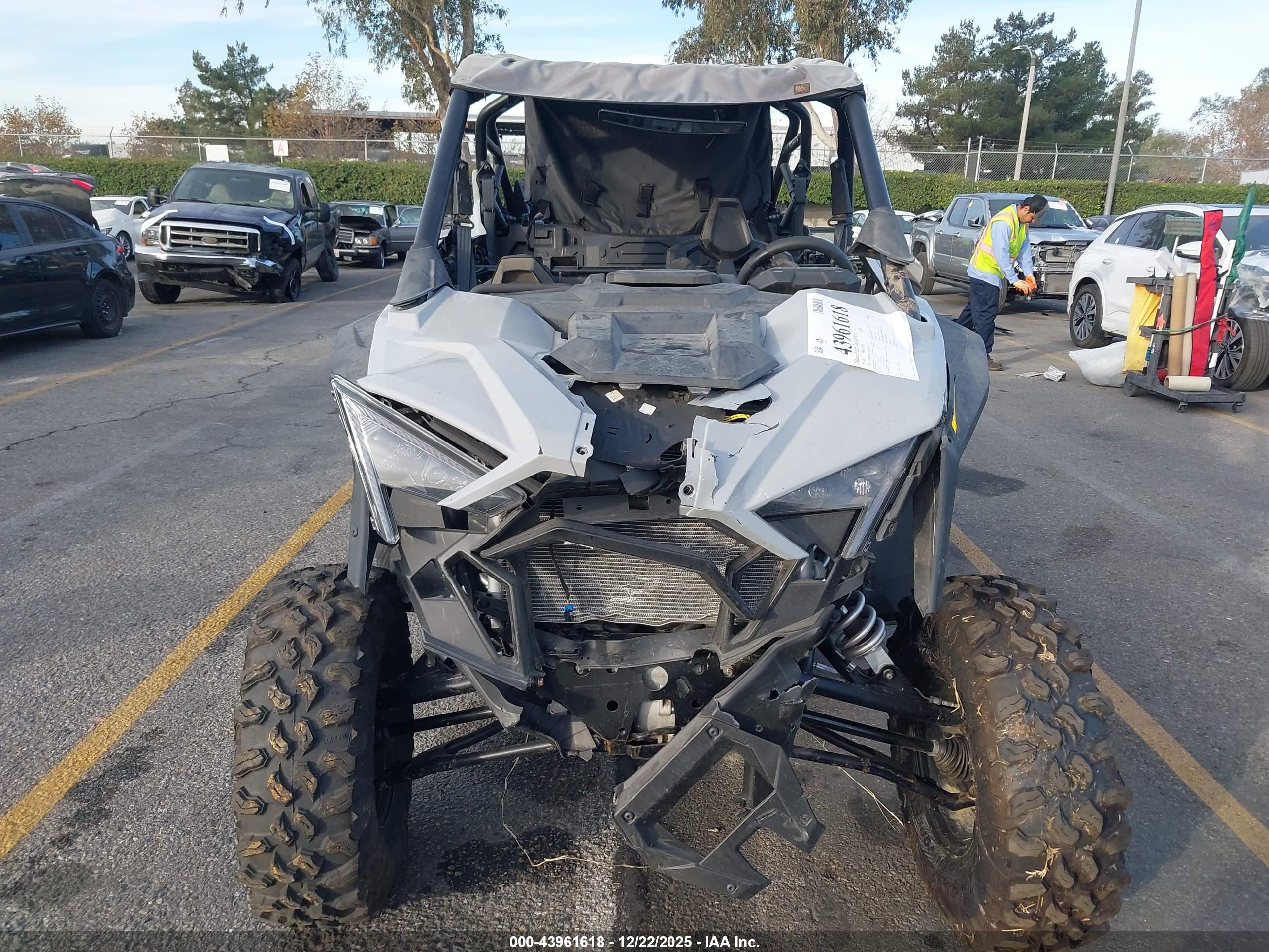 POLARIS RZR image 5
