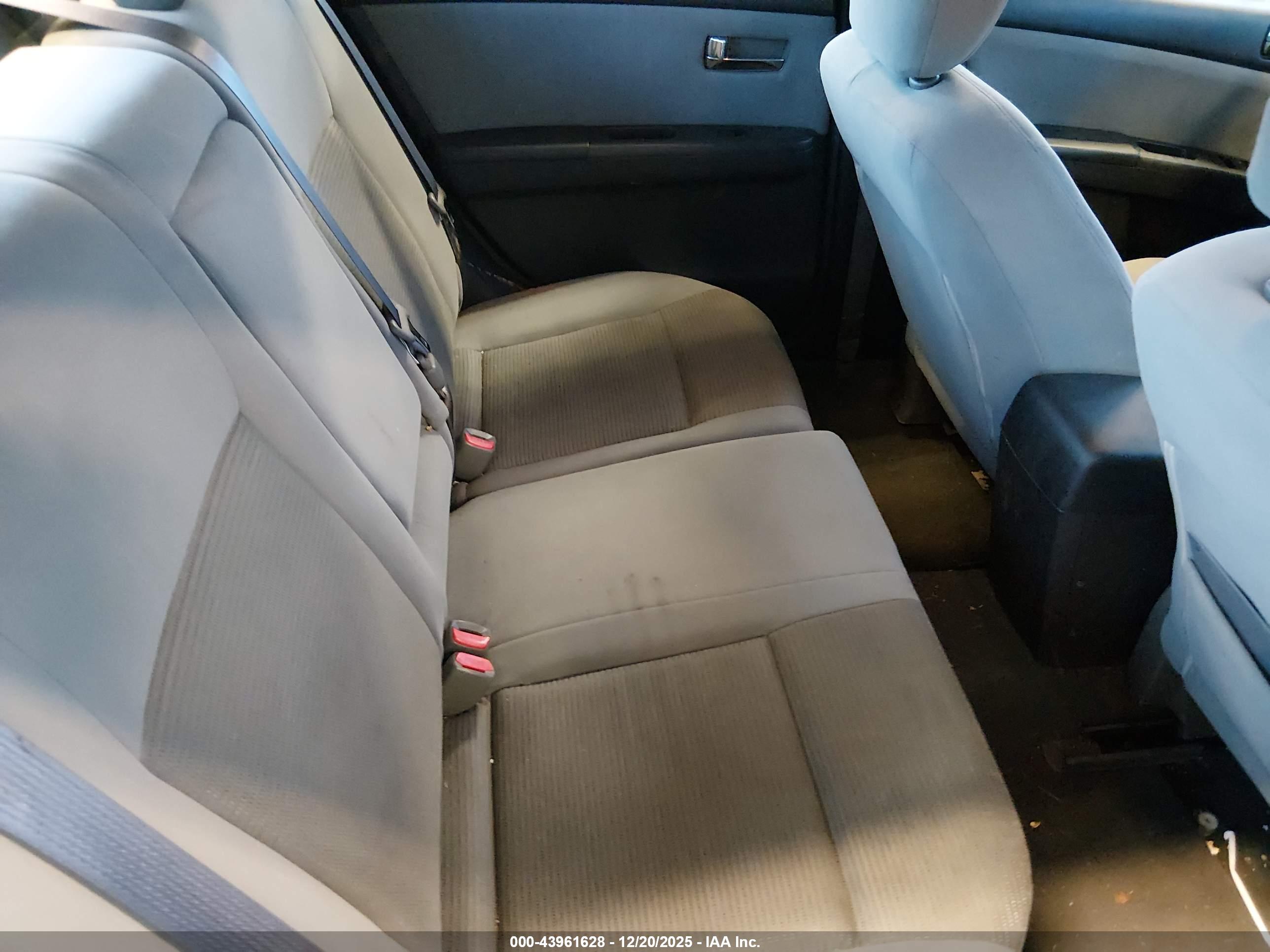 NISSAN SENTRA image 8