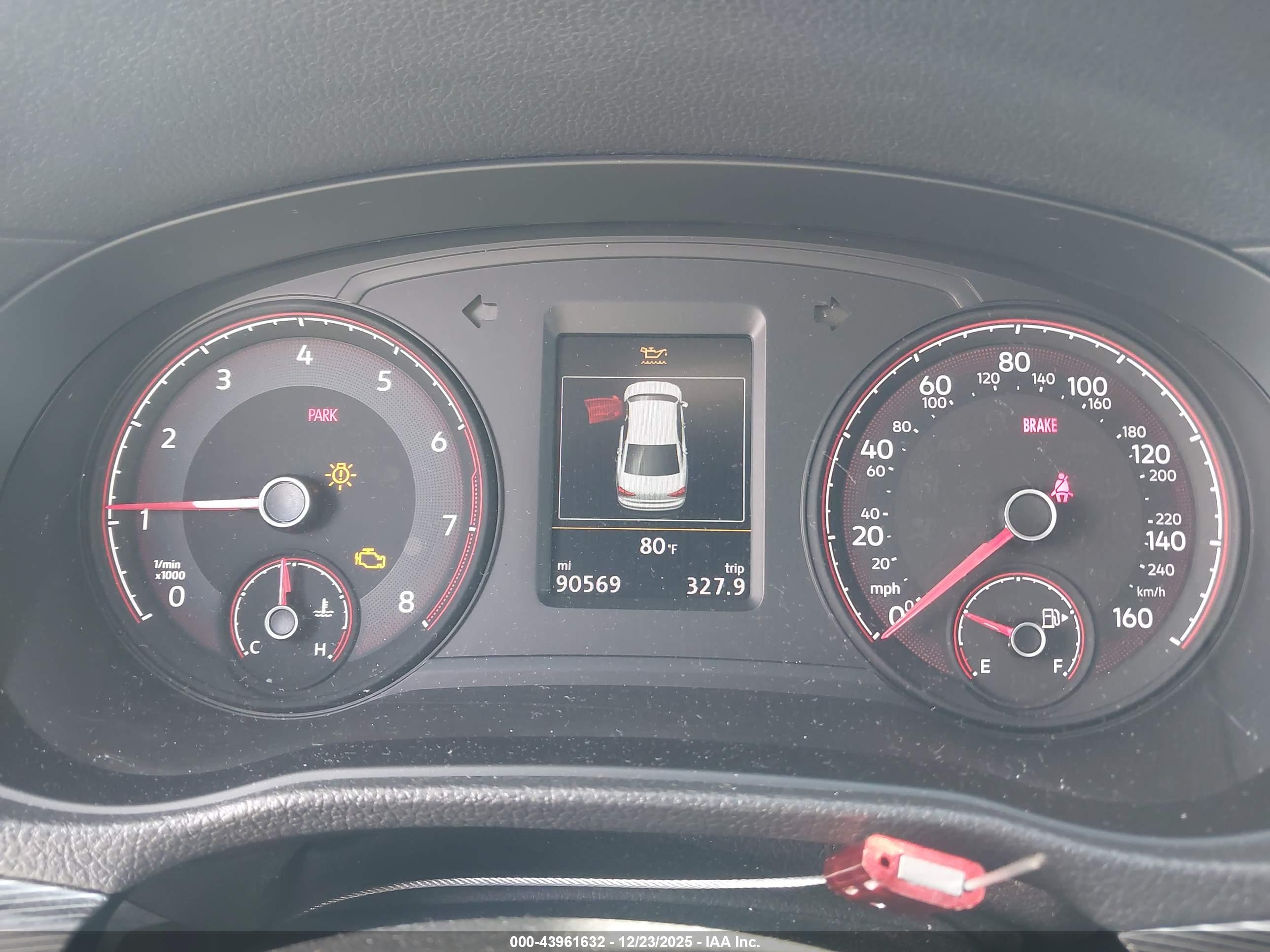 VOLKSWAGEN PASSAT image 7