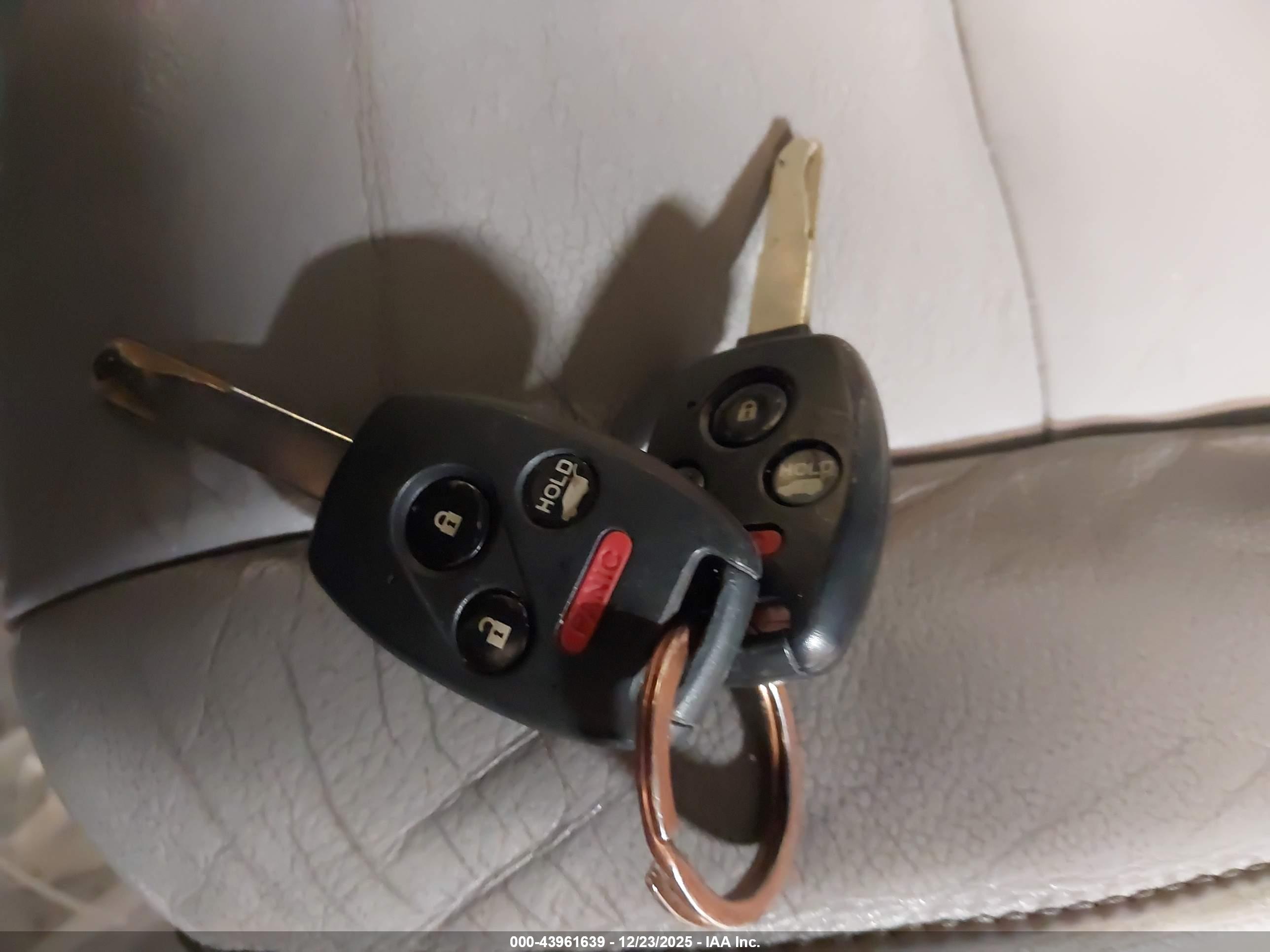 HONDA PILOT image 11