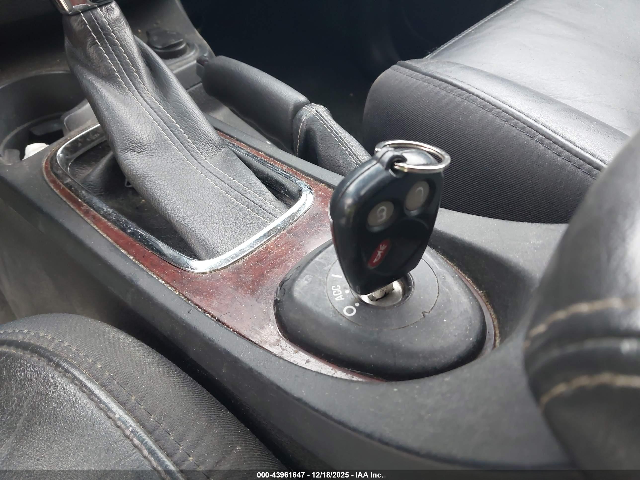 SAAB 9-7X image 11