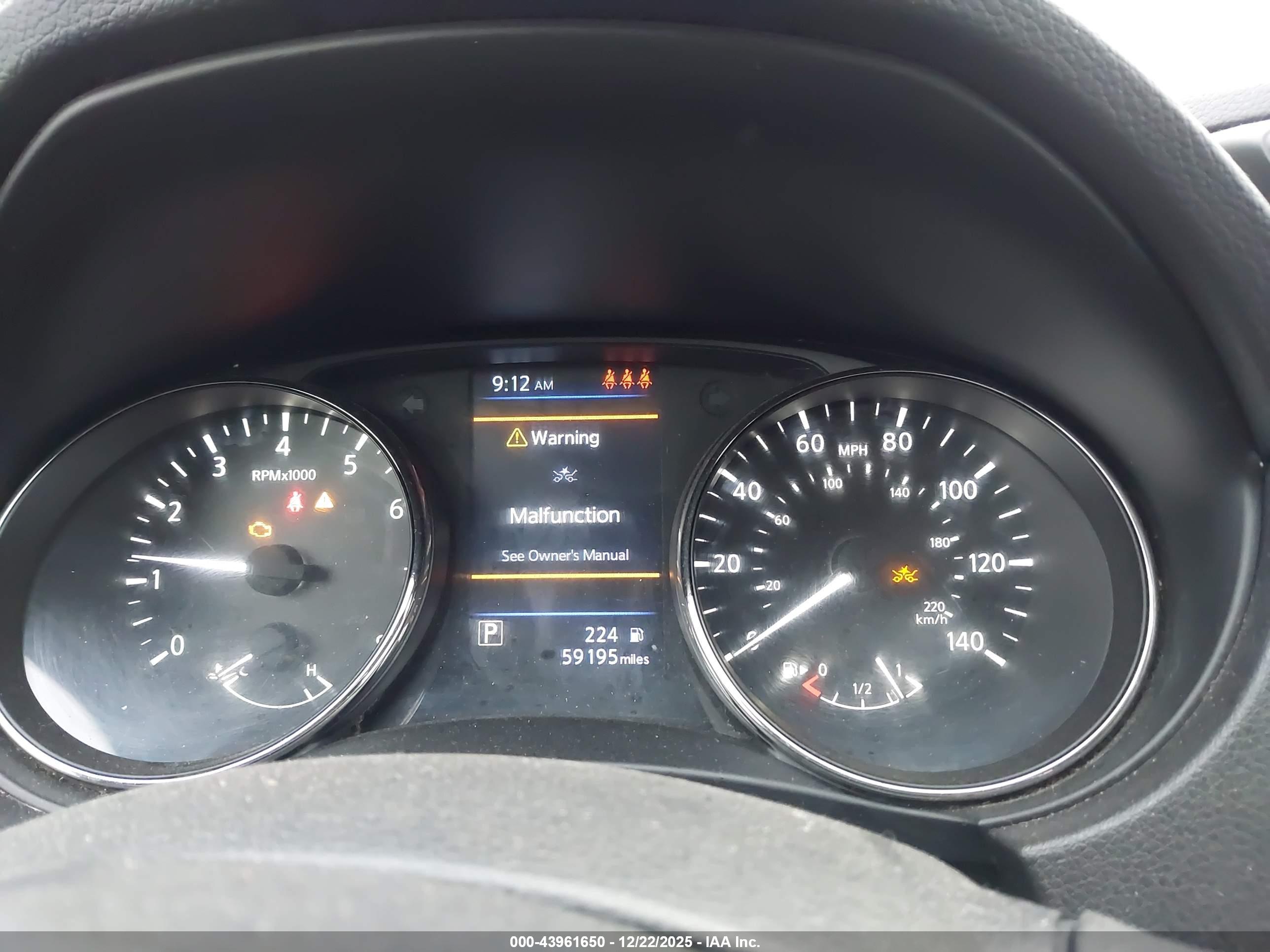 NISSAN ROGUE image 7