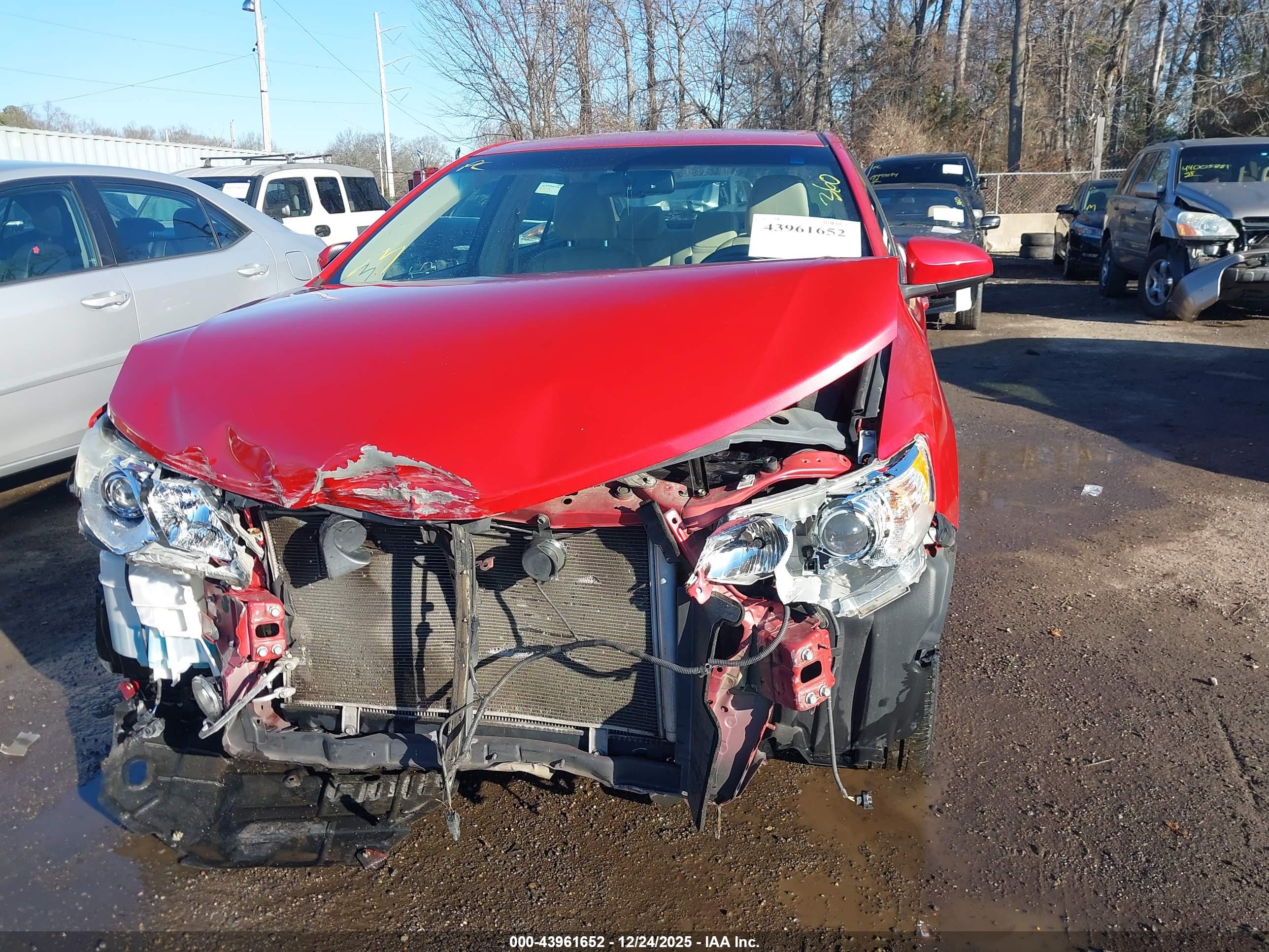 TOYOTA CAMRY image 6