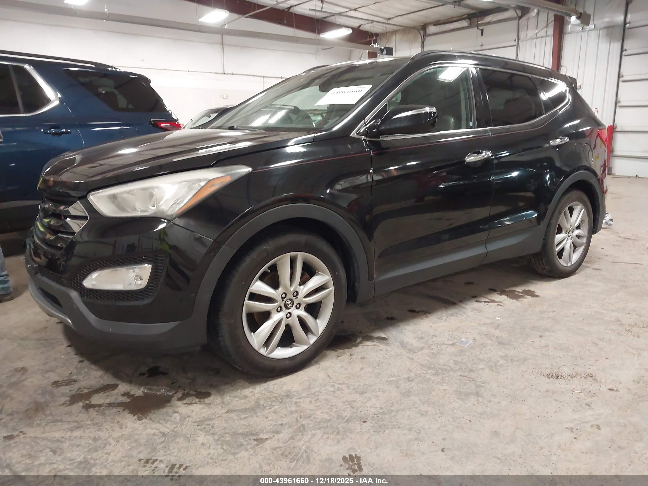 HYUNDAI SANTA image 2