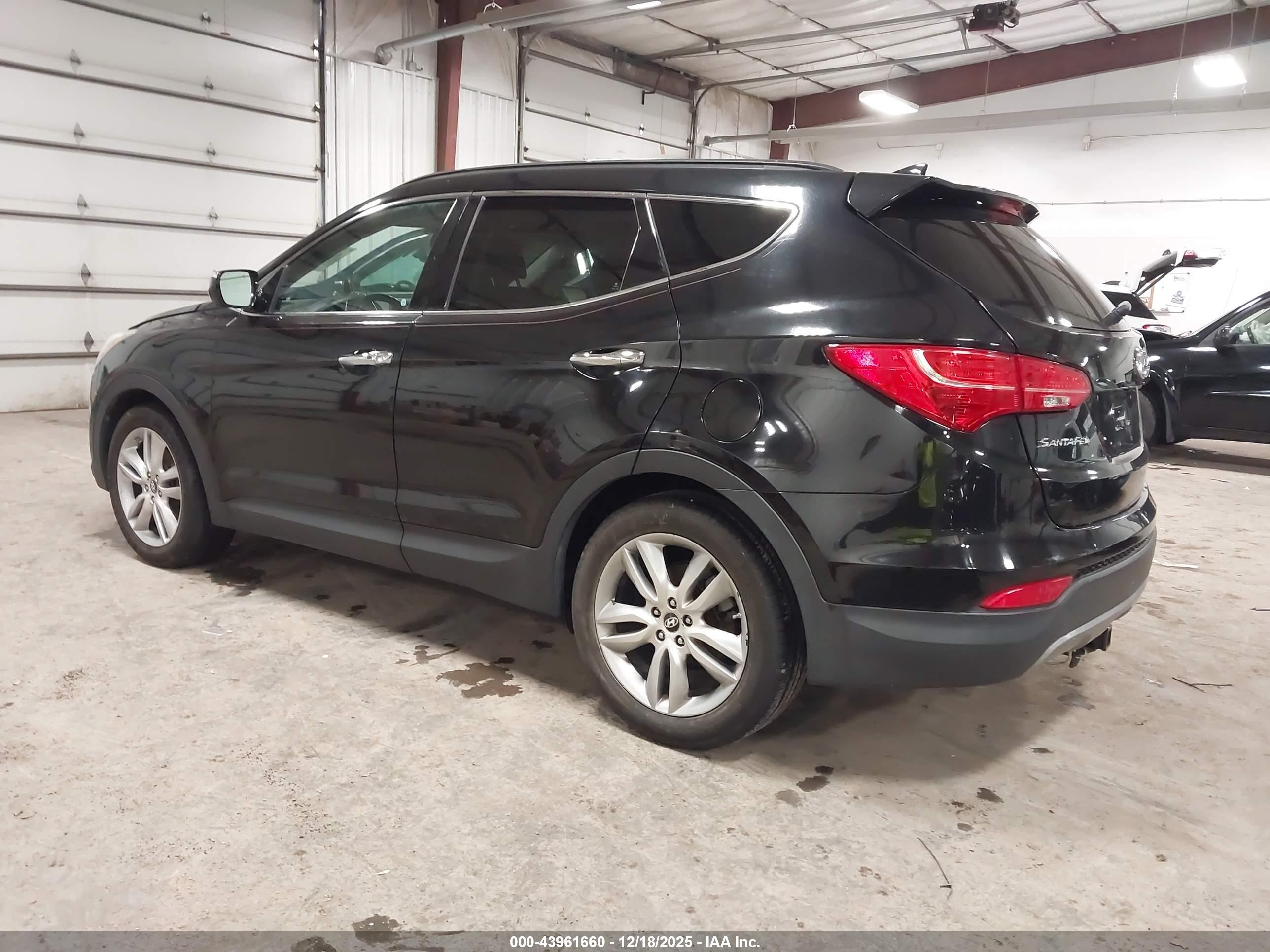 HYUNDAI SANTA image 3
