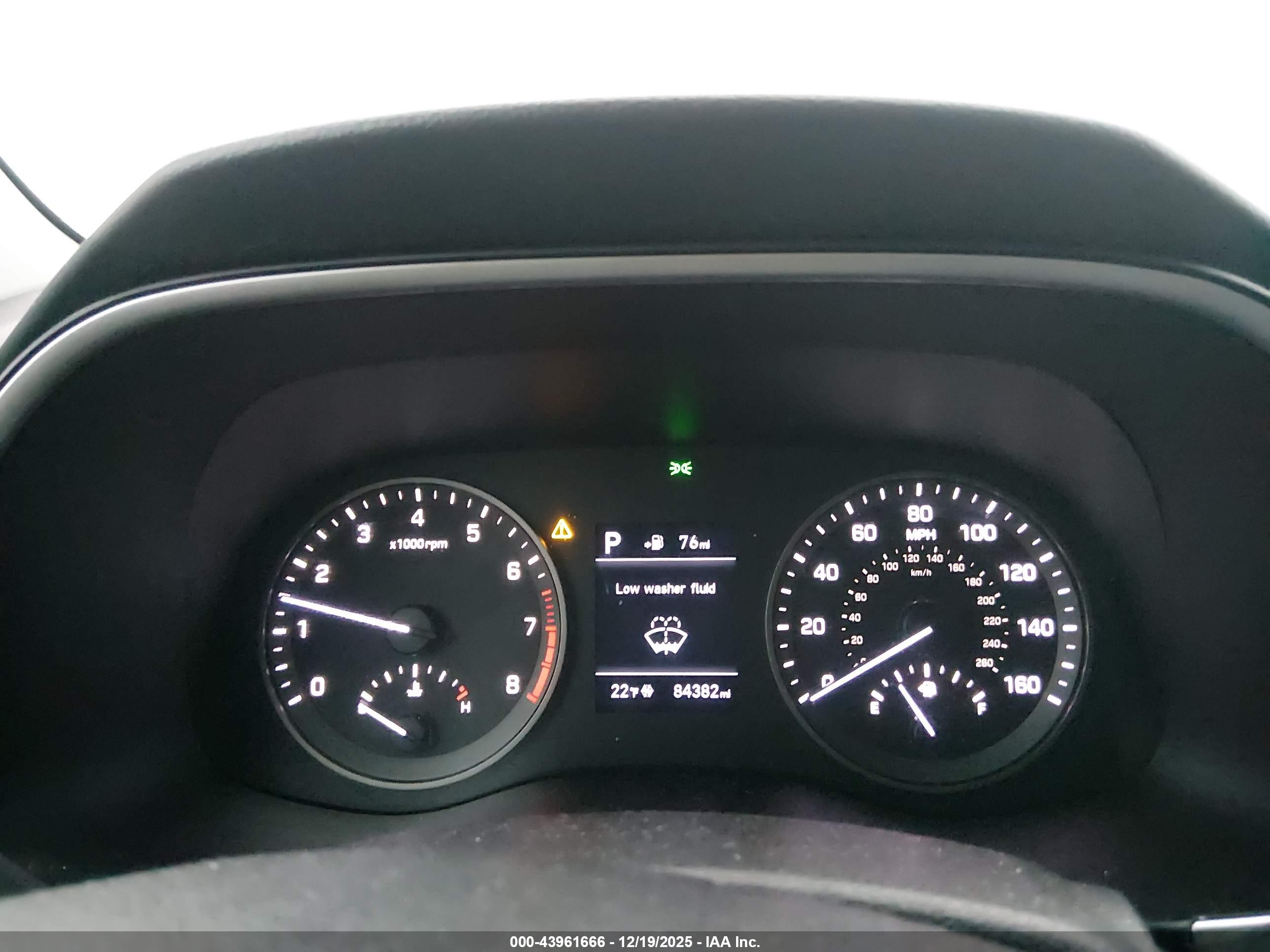HYUNDAI TUCSON image 7