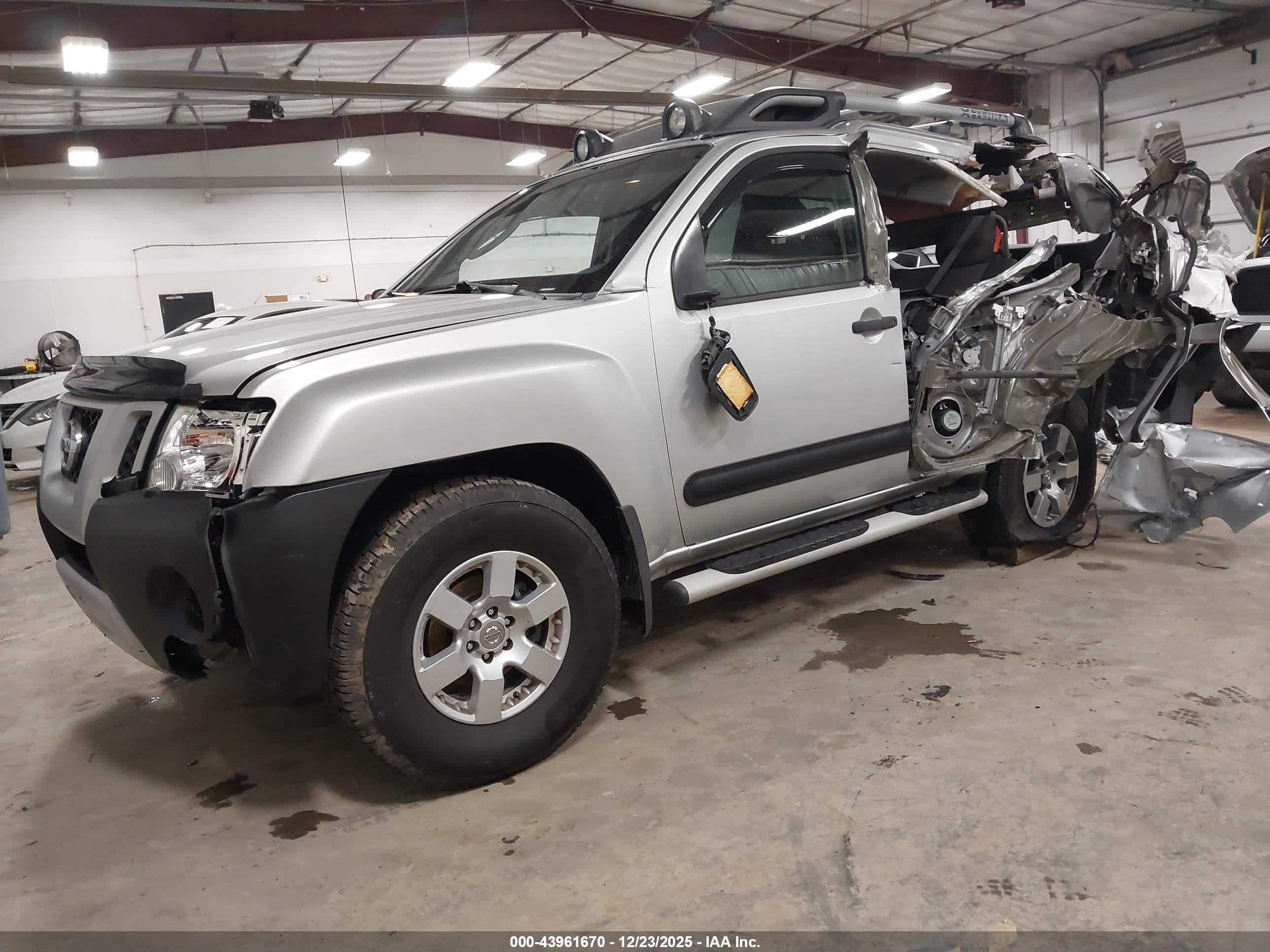 NISSAN XTERRA image 2