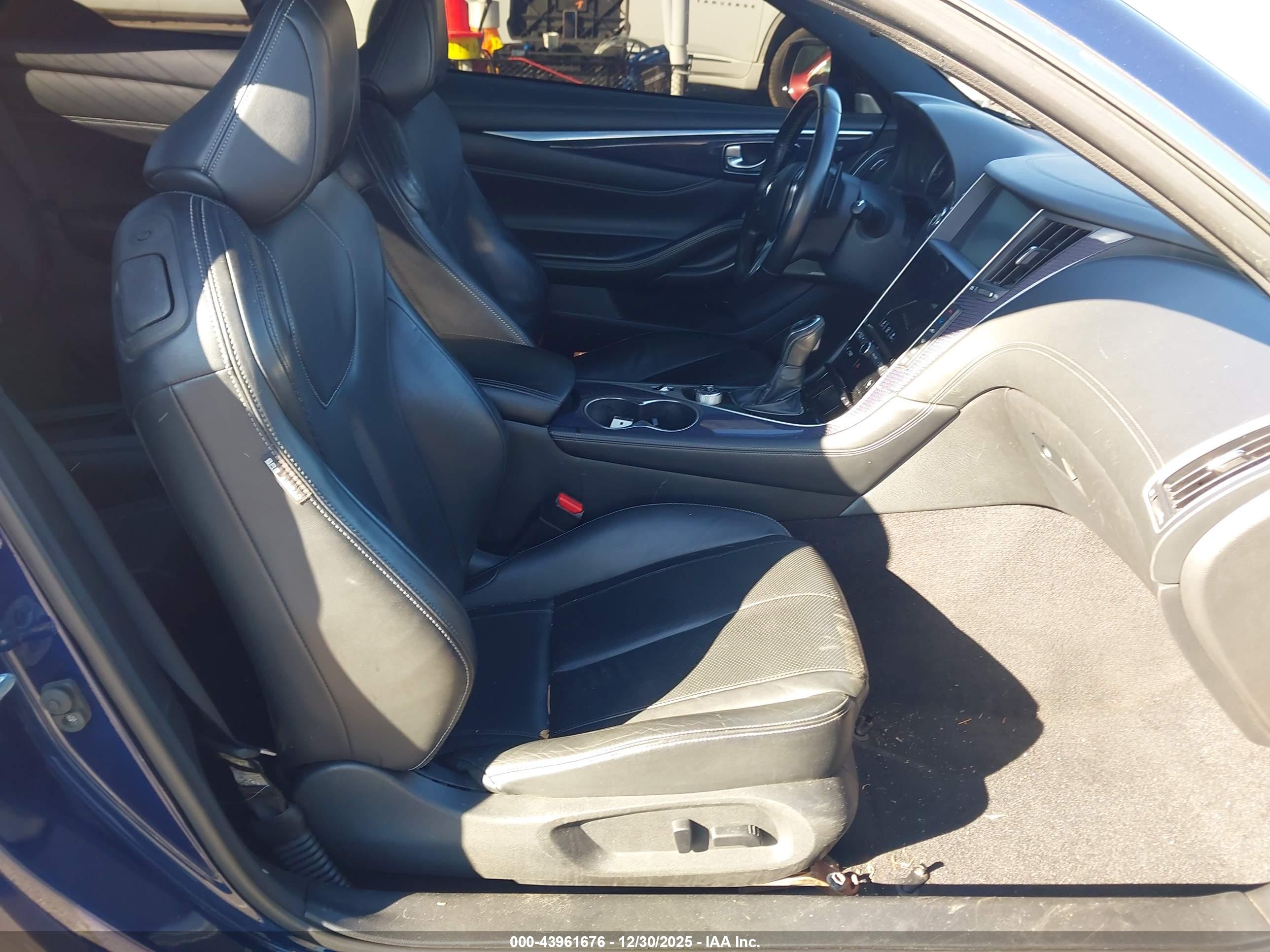 INFINITI Q60 image 5