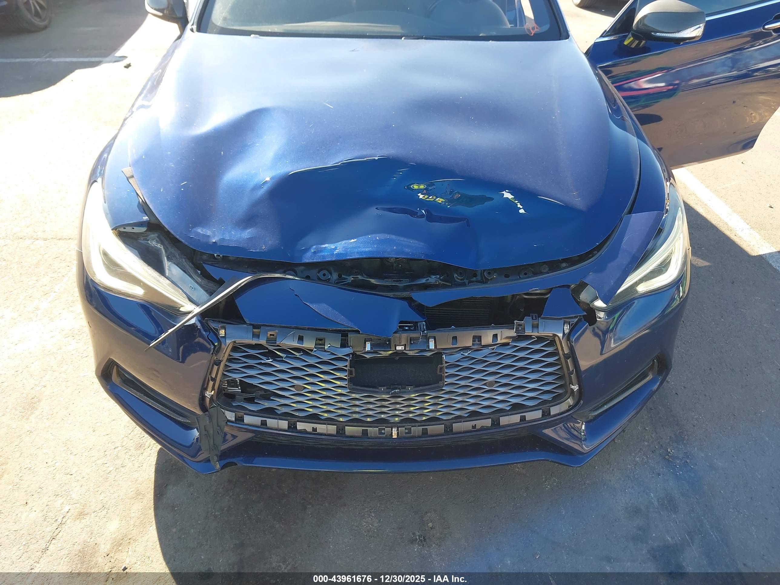 INFINITI Q60 image 6