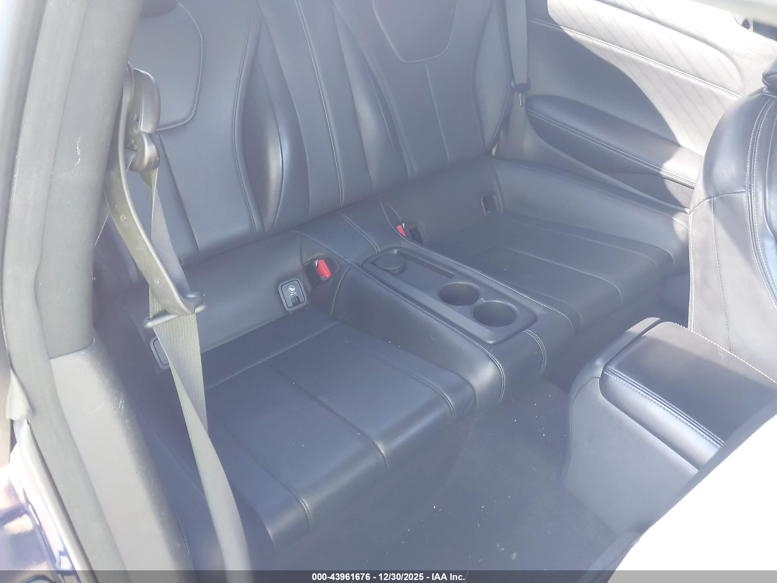 INFINITI Q60 image 8