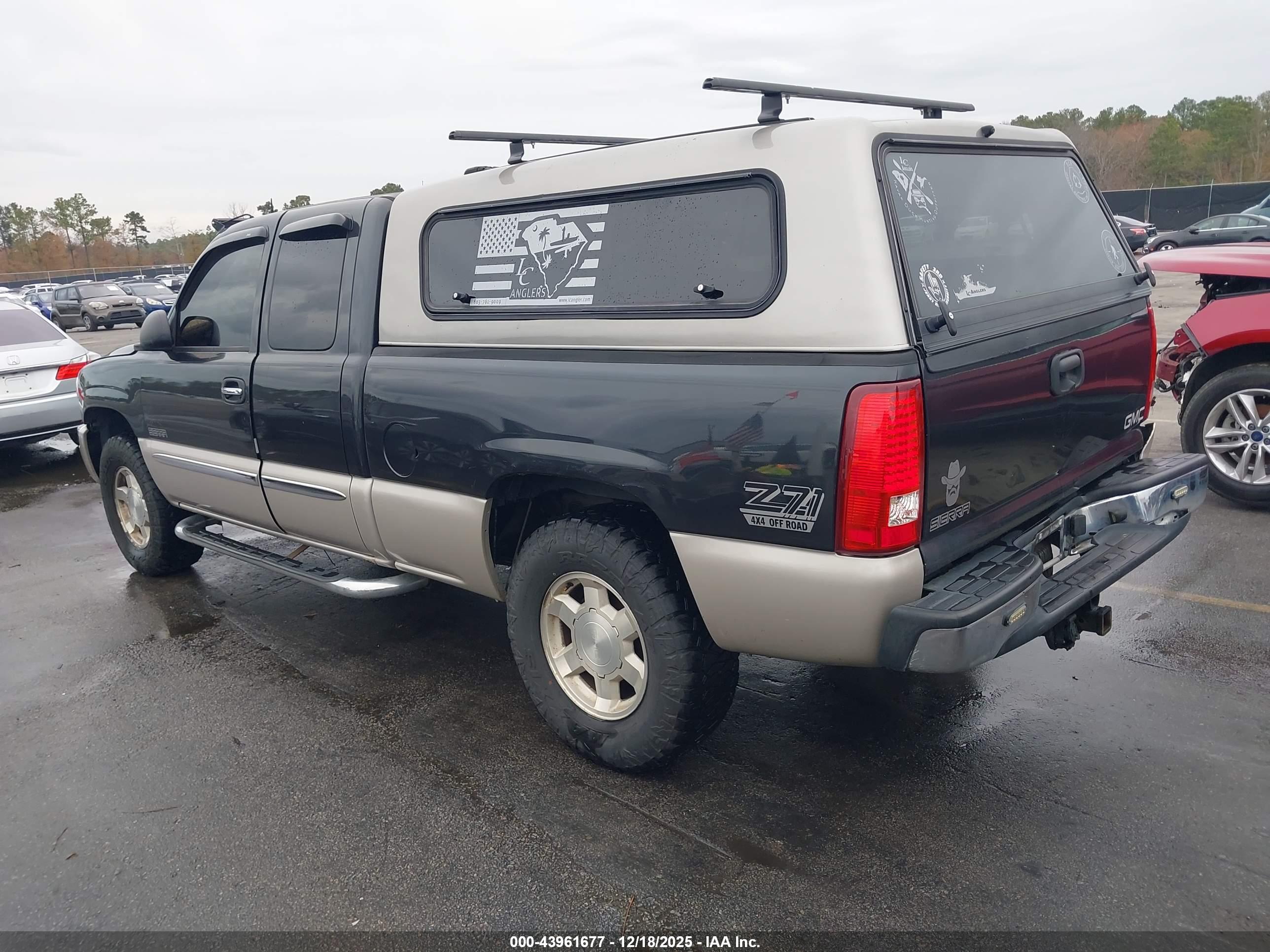 GMC SIERRA image 3