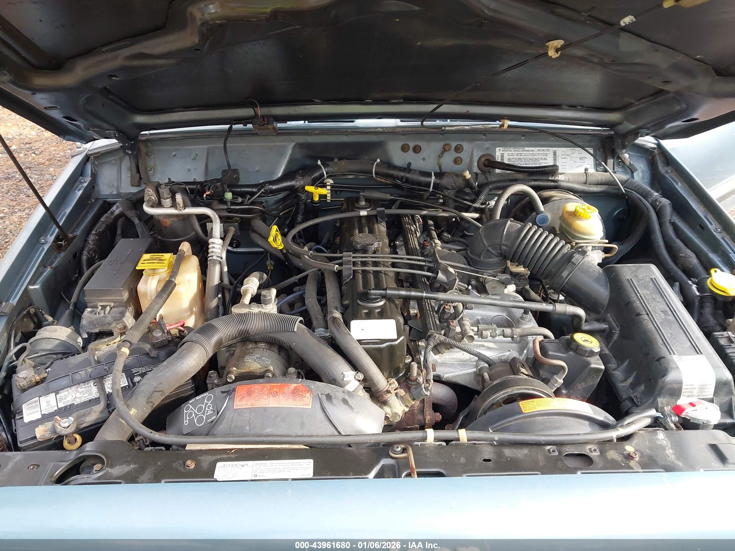 JEEP CHEROKEE image 10