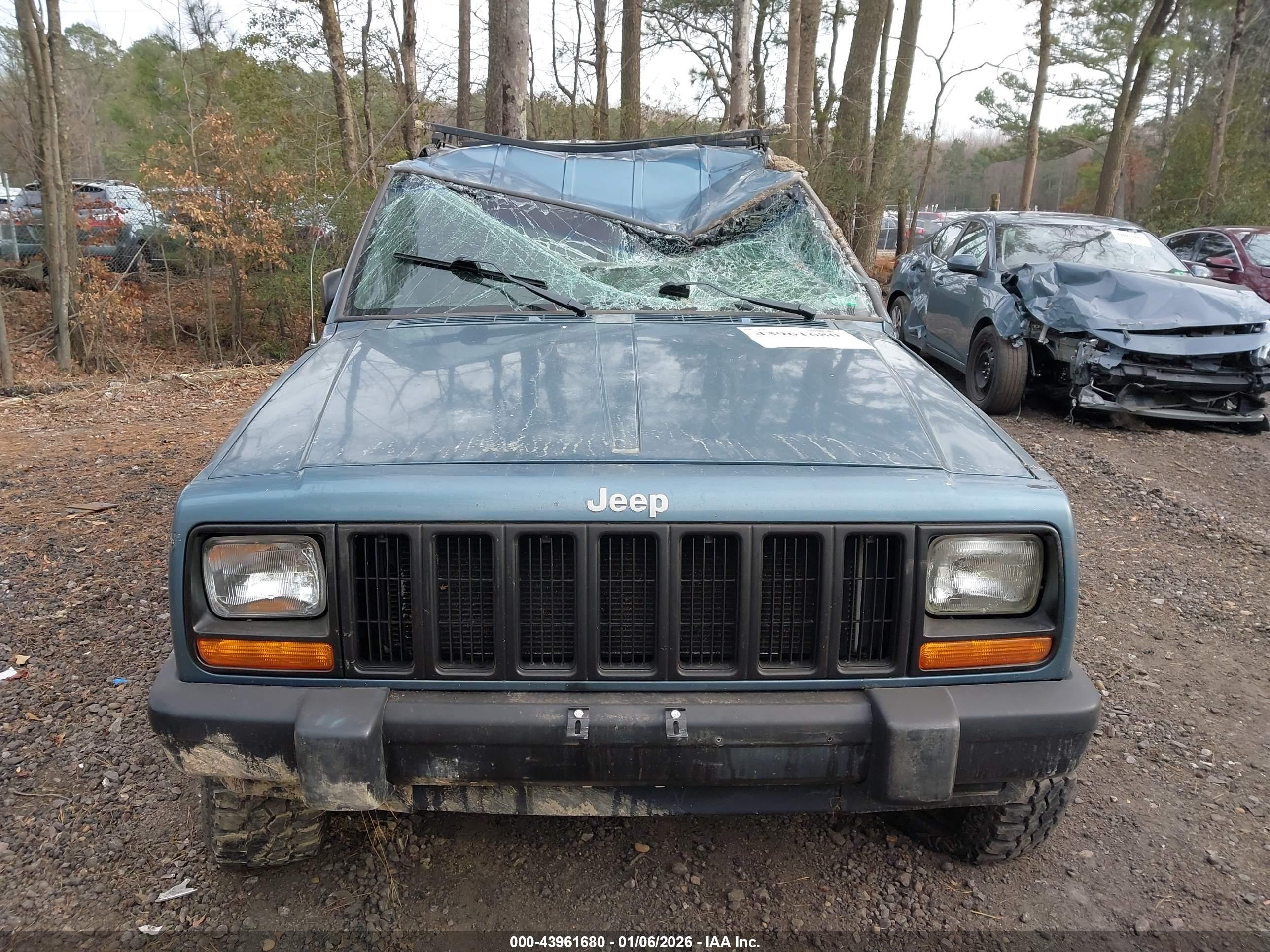 JEEP CHEROKEE image 6