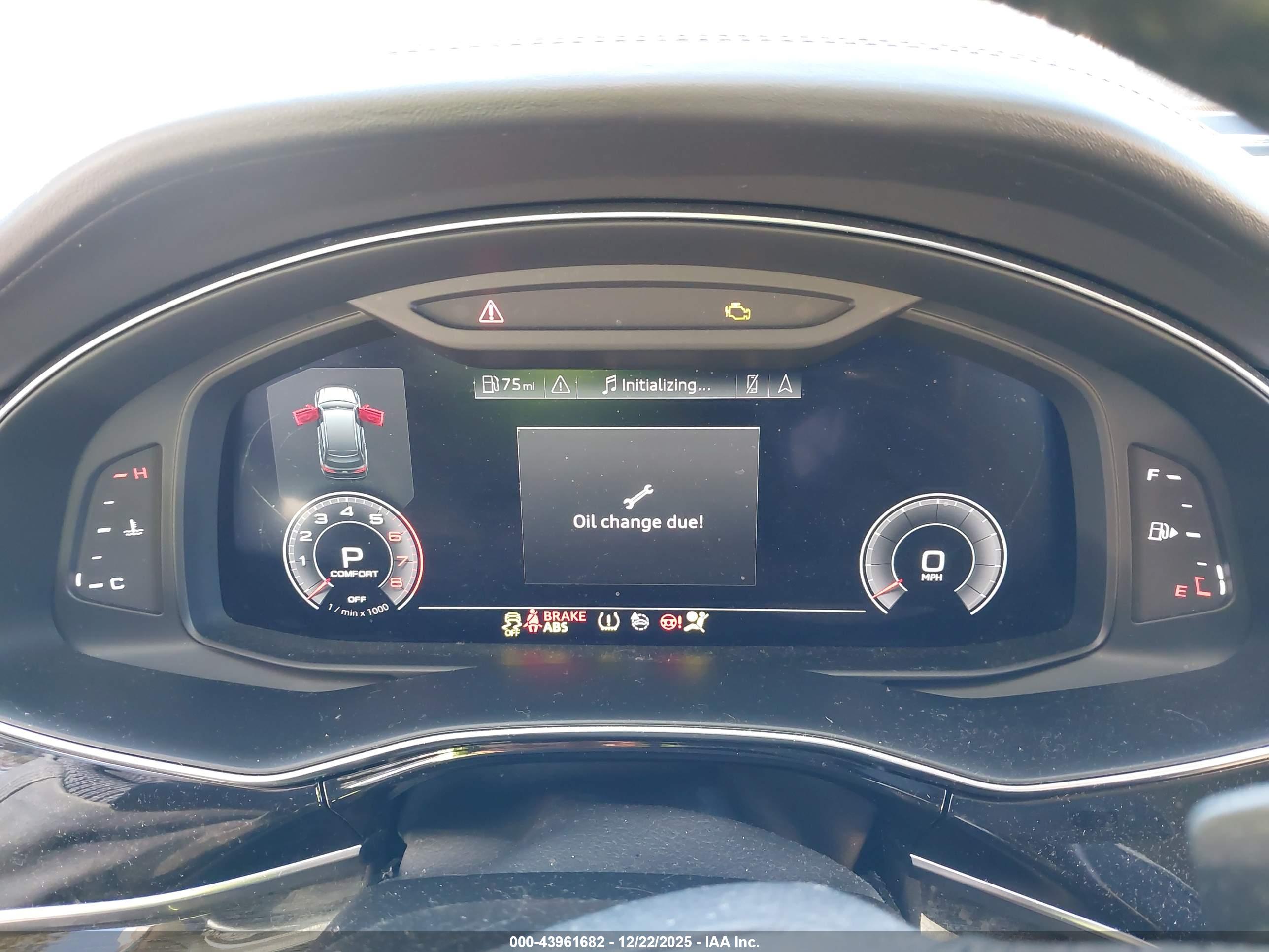 AUDI Q7 image 7