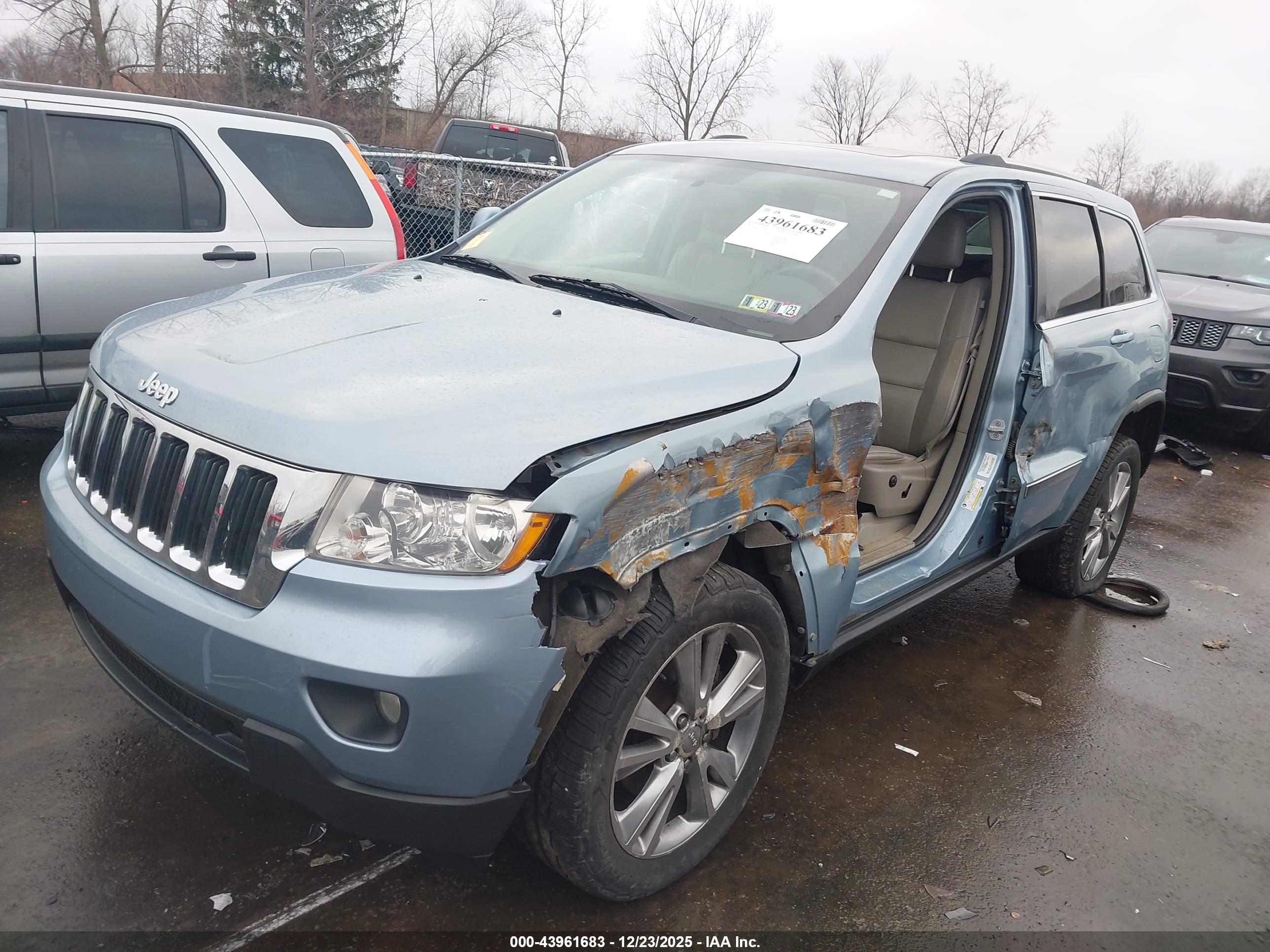 JEEP GRAND image 2