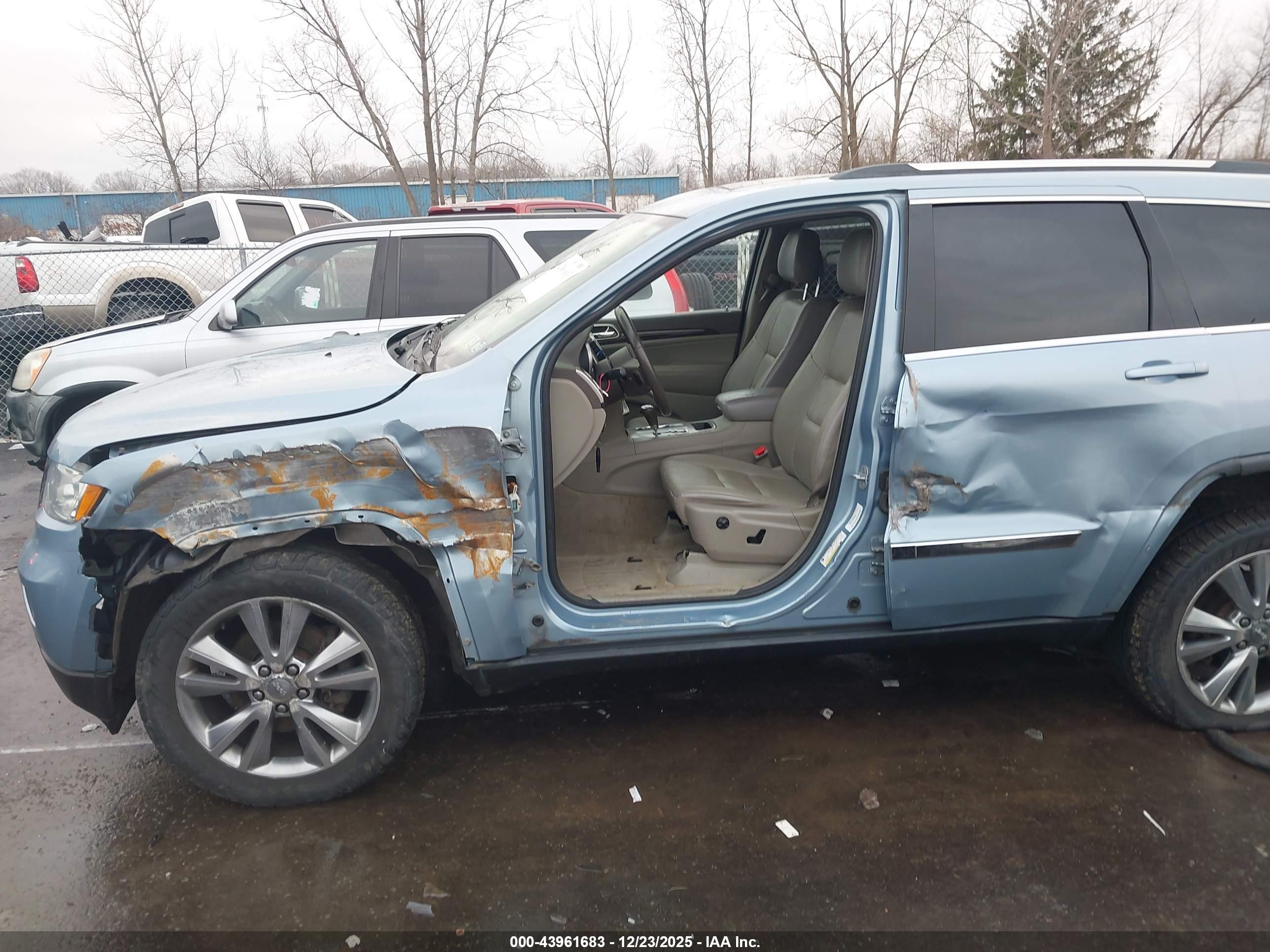 JEEP GRAND image 6