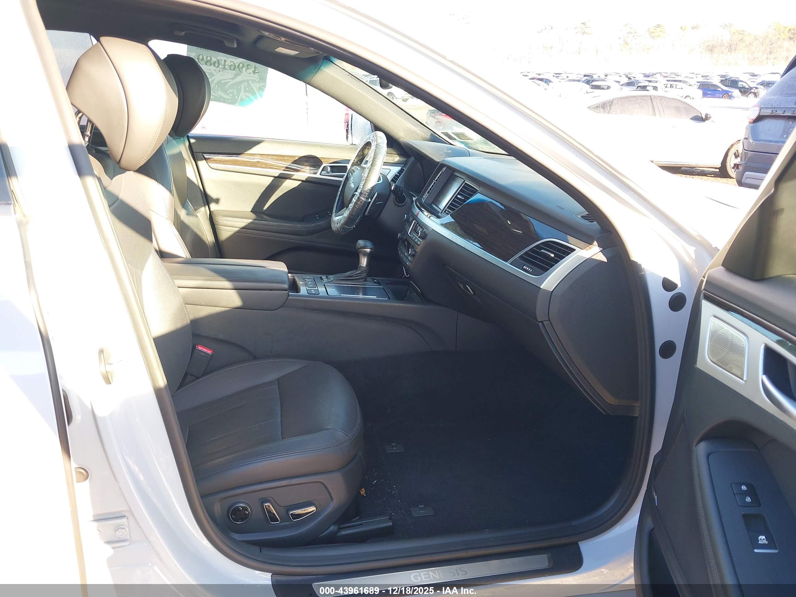 GENESIS G80 image 5