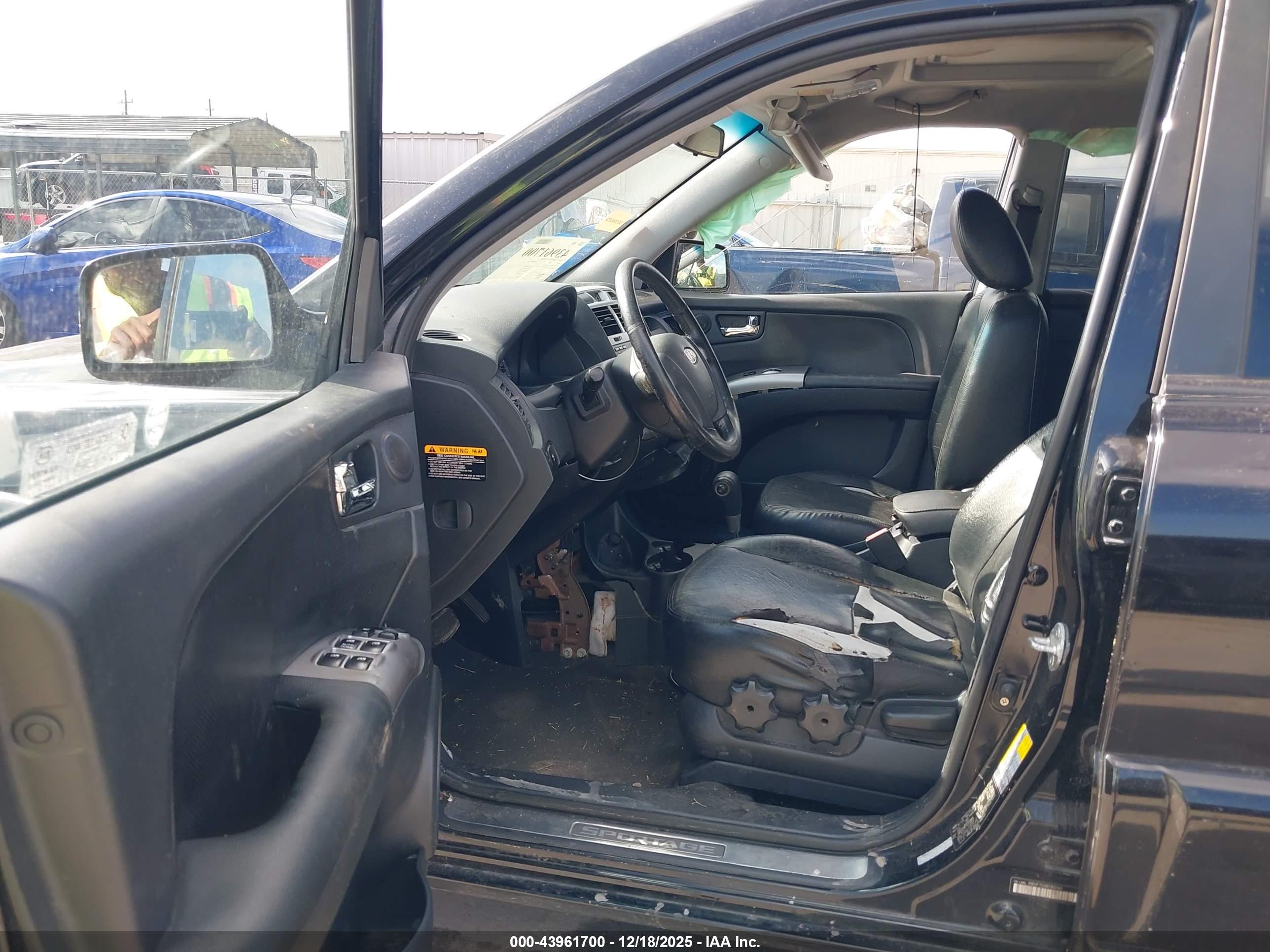 KIA SPORTAGE image 5