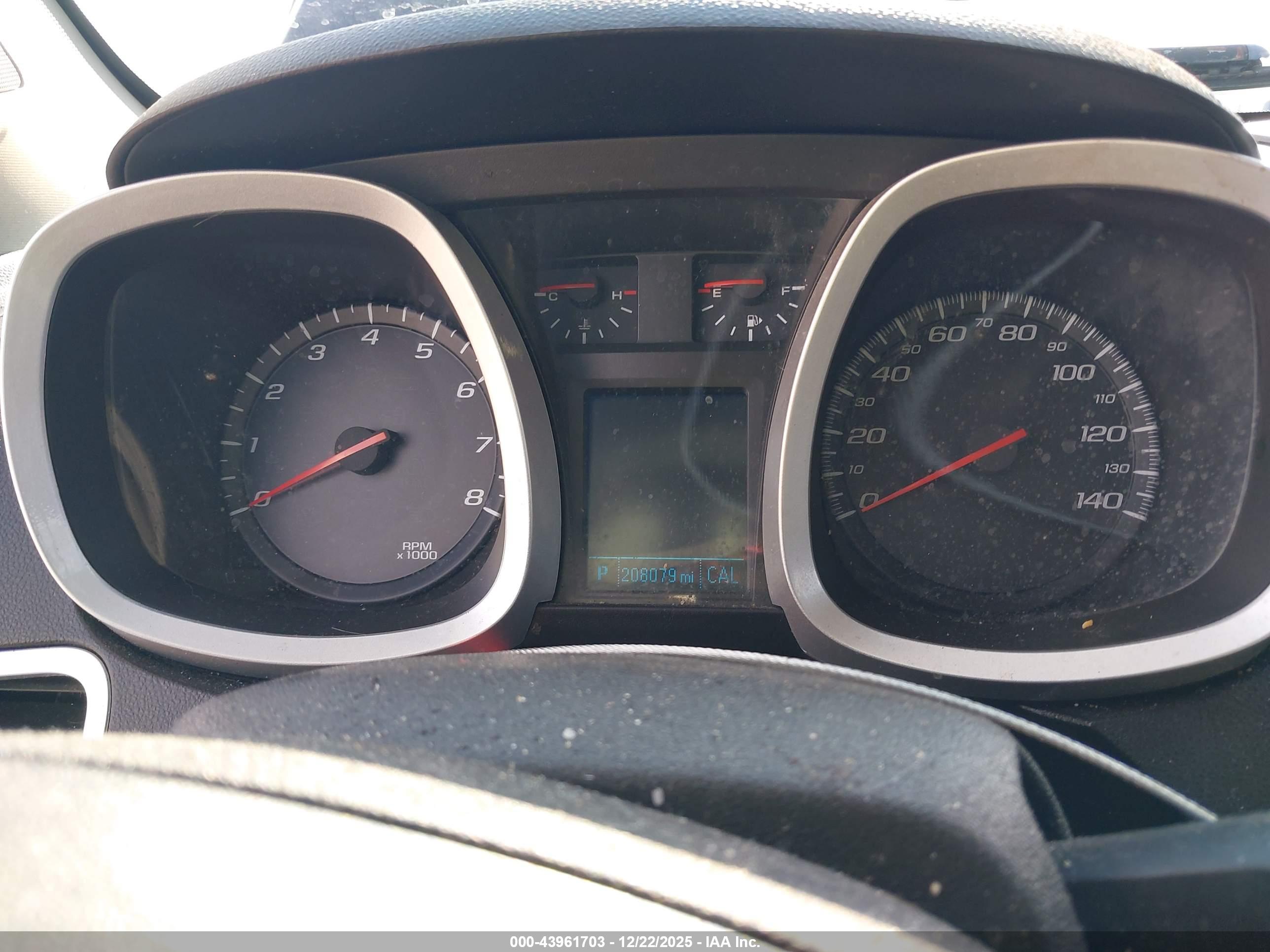 CHEVROLET EQUINOX image 7