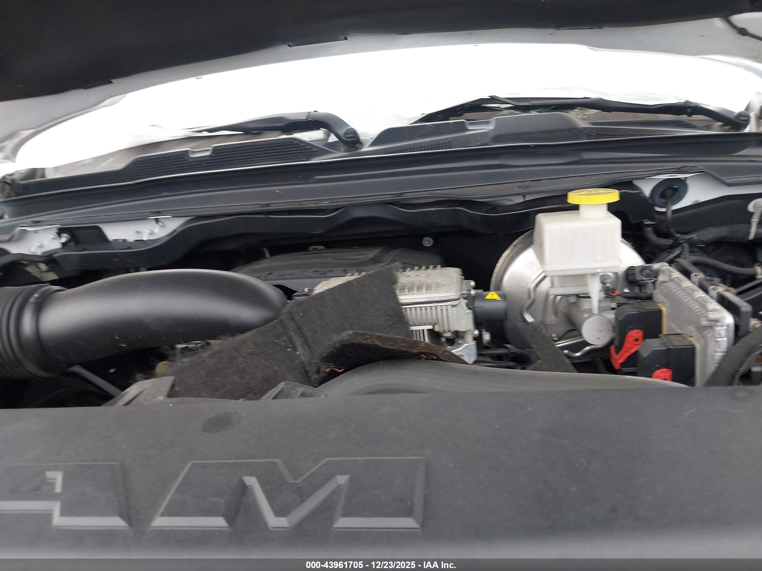 RAM 1500 image 10
