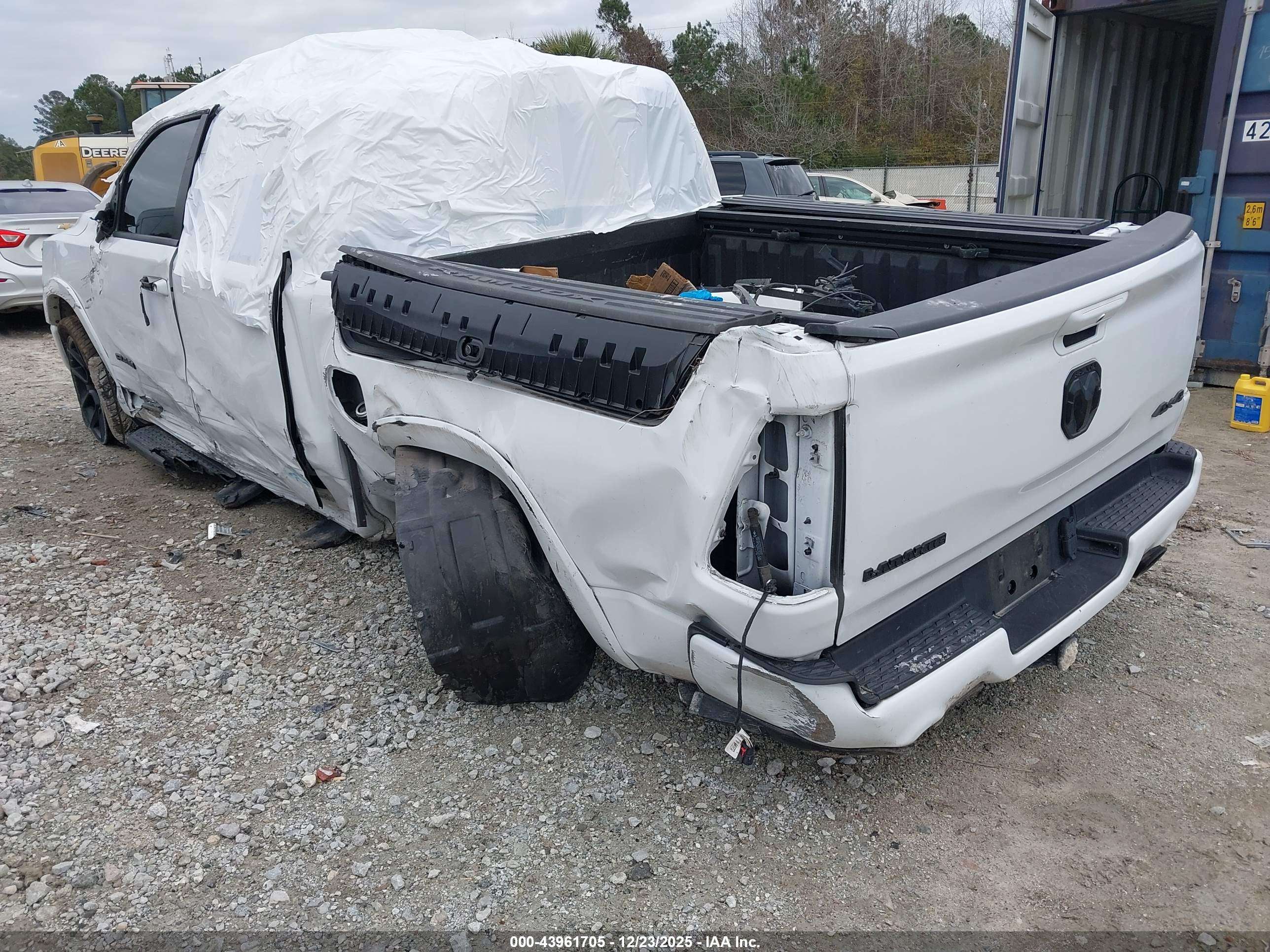RAM 1500 image 3