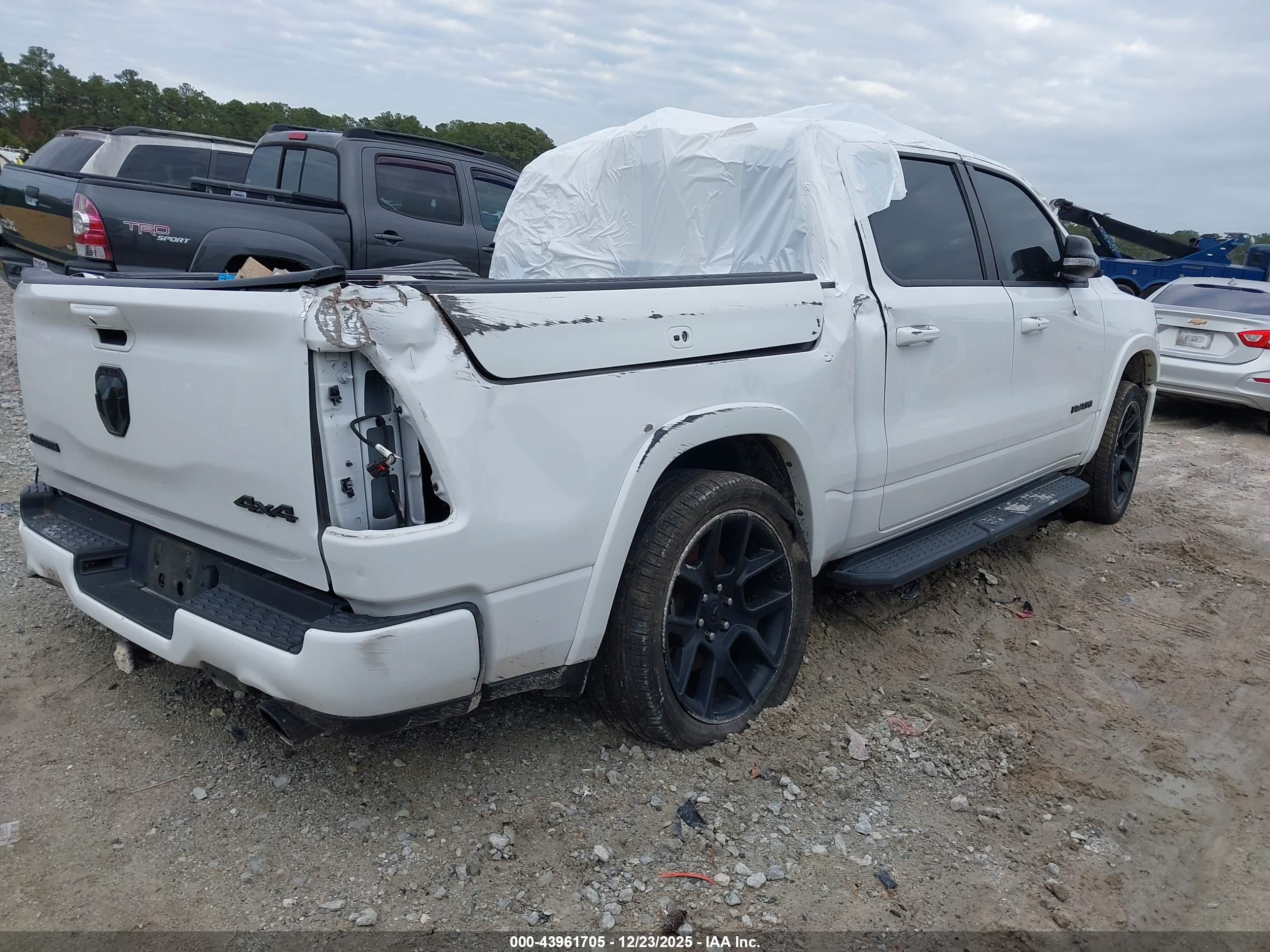 RAM 1500 image 4
