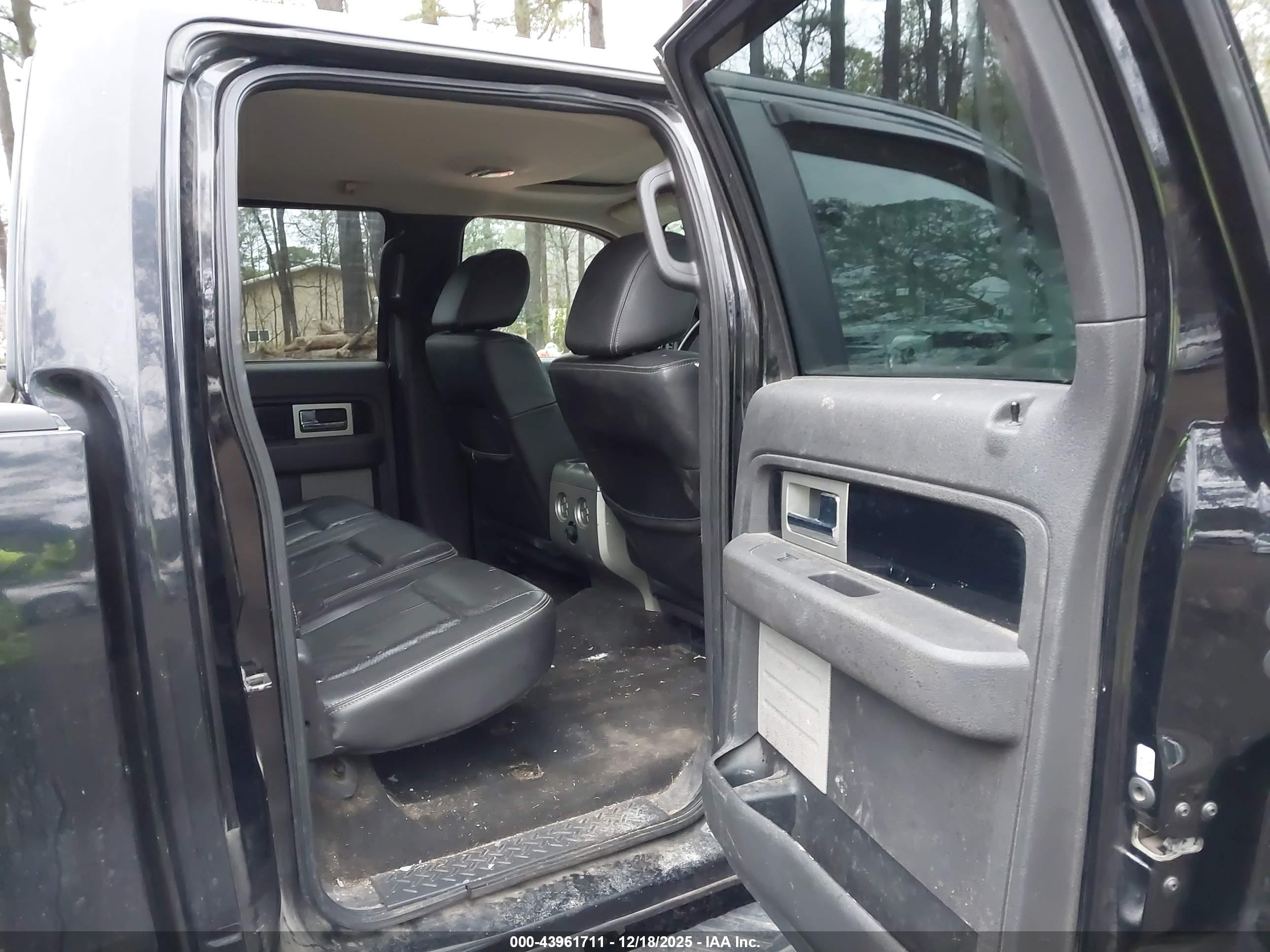 FORD F-150 image 8